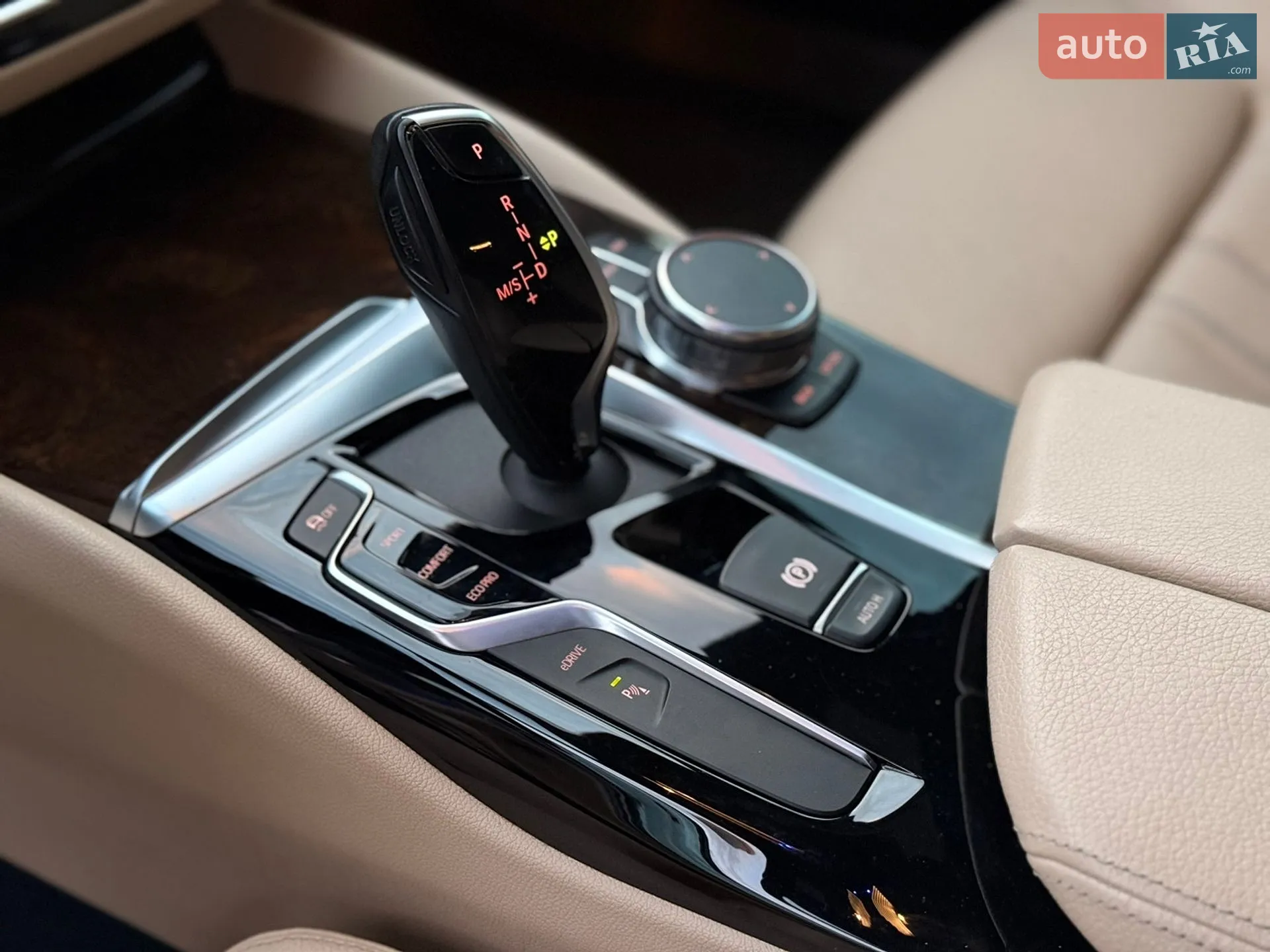 2018 BMW 5er - мініатюра 25