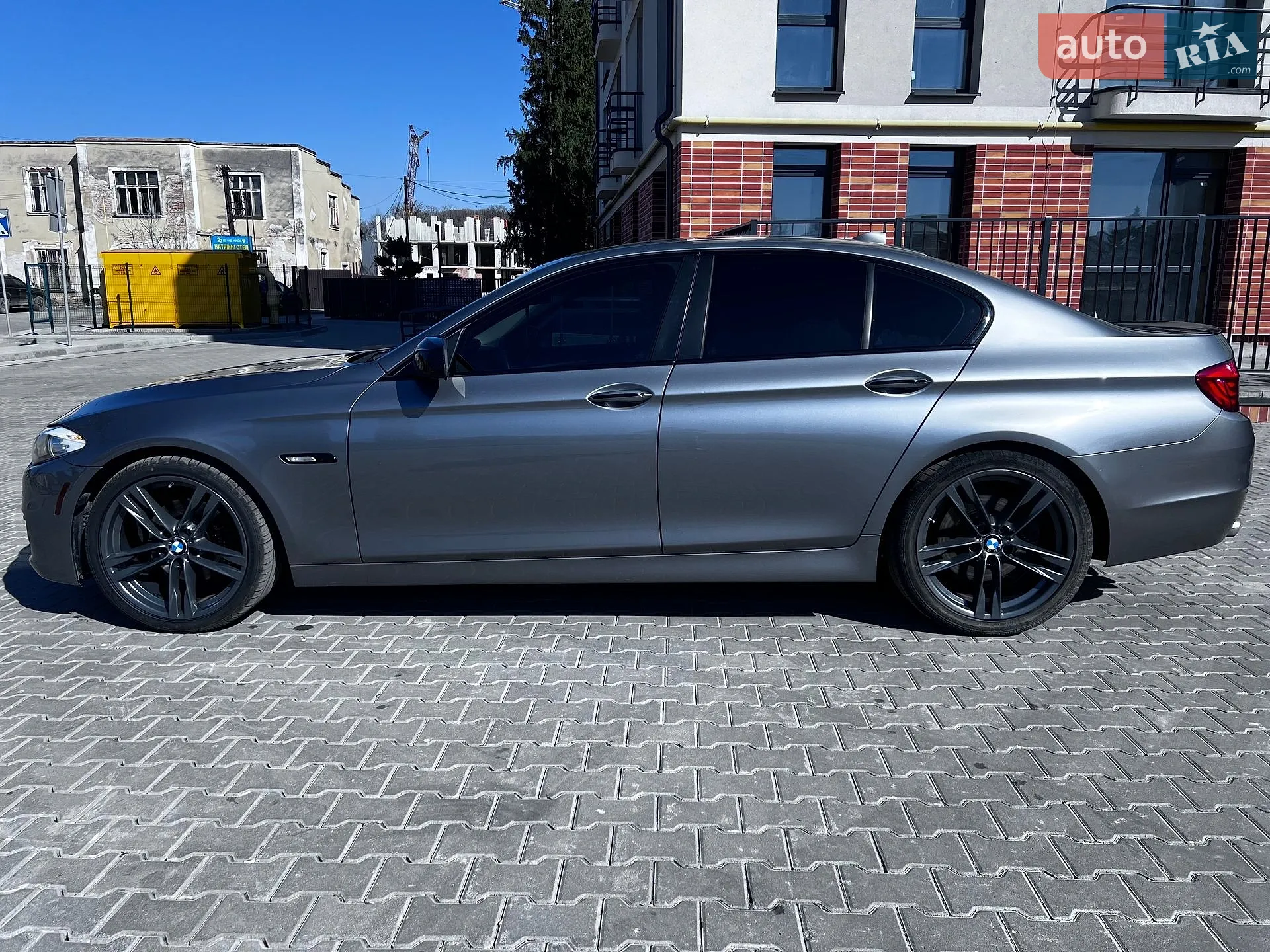 2012 BMW 5er - мініатюра 22