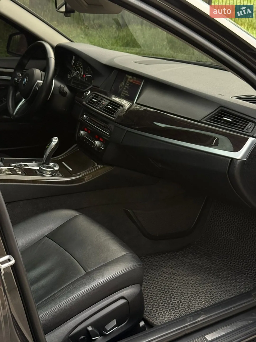 2013 BMW 5er - мініатюра 11