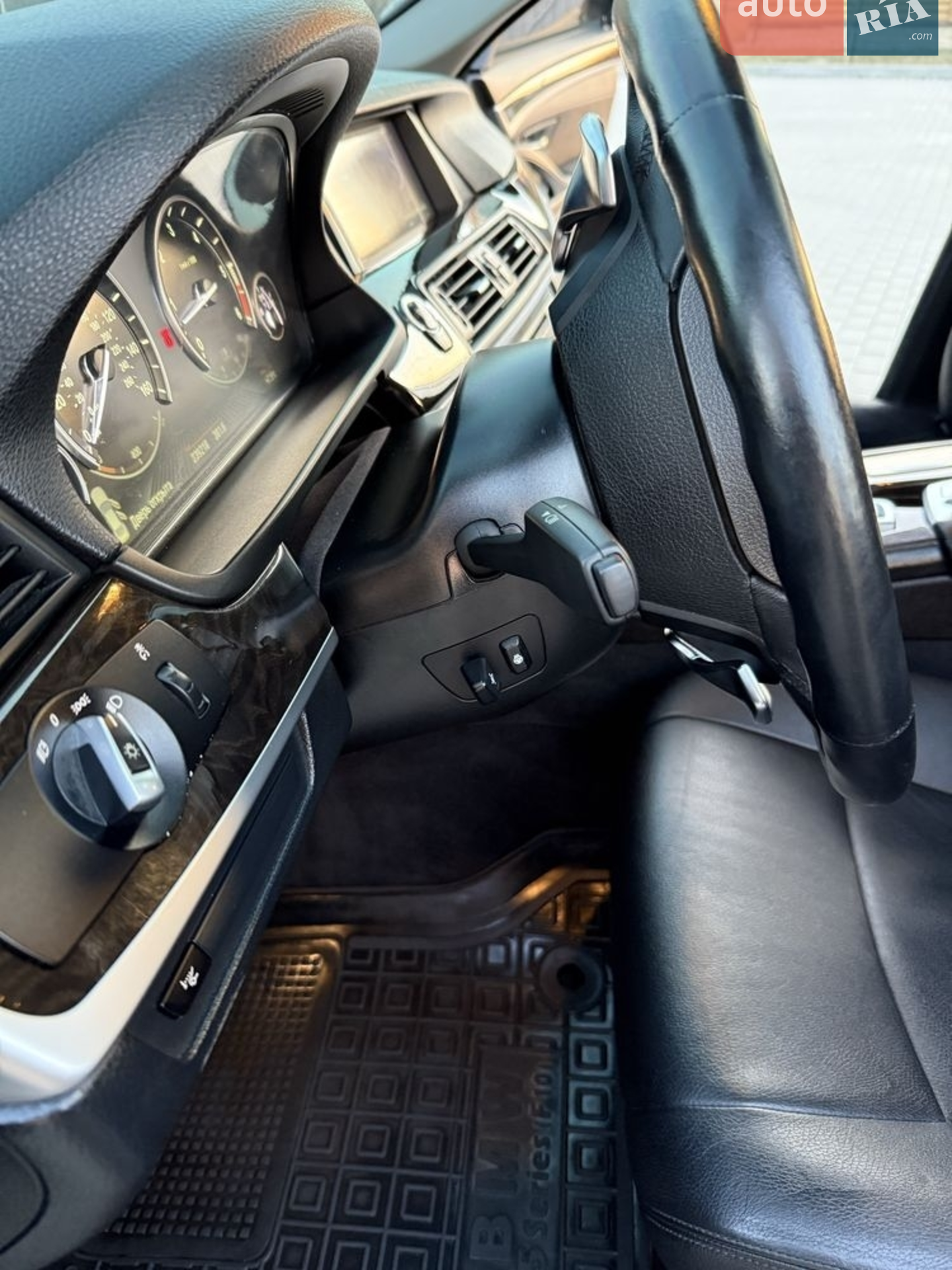 2014 BMW 5er - мініатюра 14