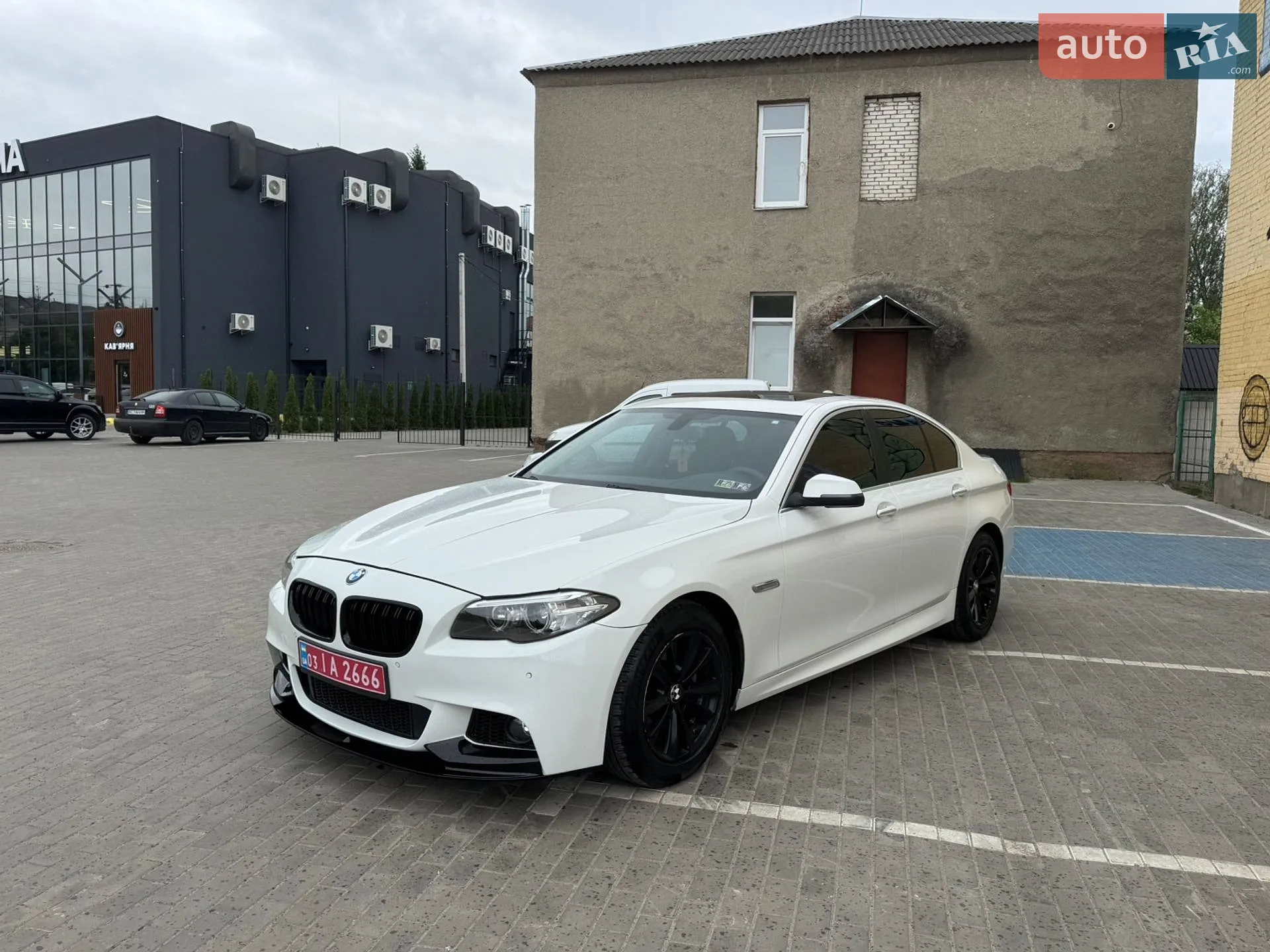 2014 BMW 5er - мініатюра 4