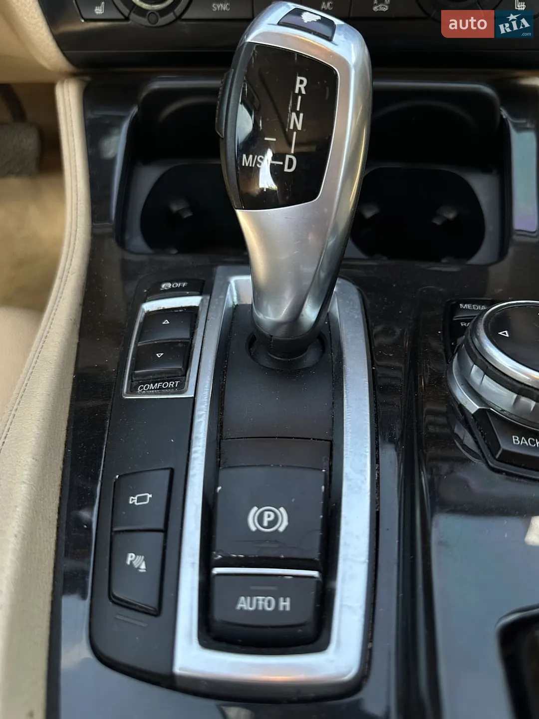 2013 BMW 5er - мініатюра 20