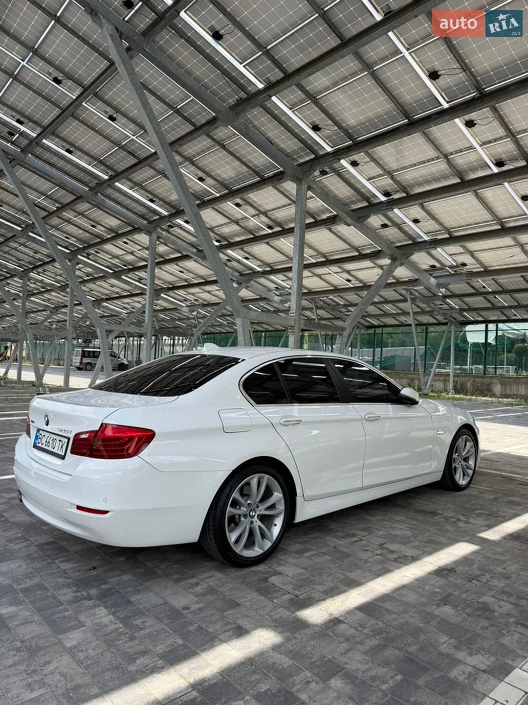 2016 BMW 5er - мініатюра 2