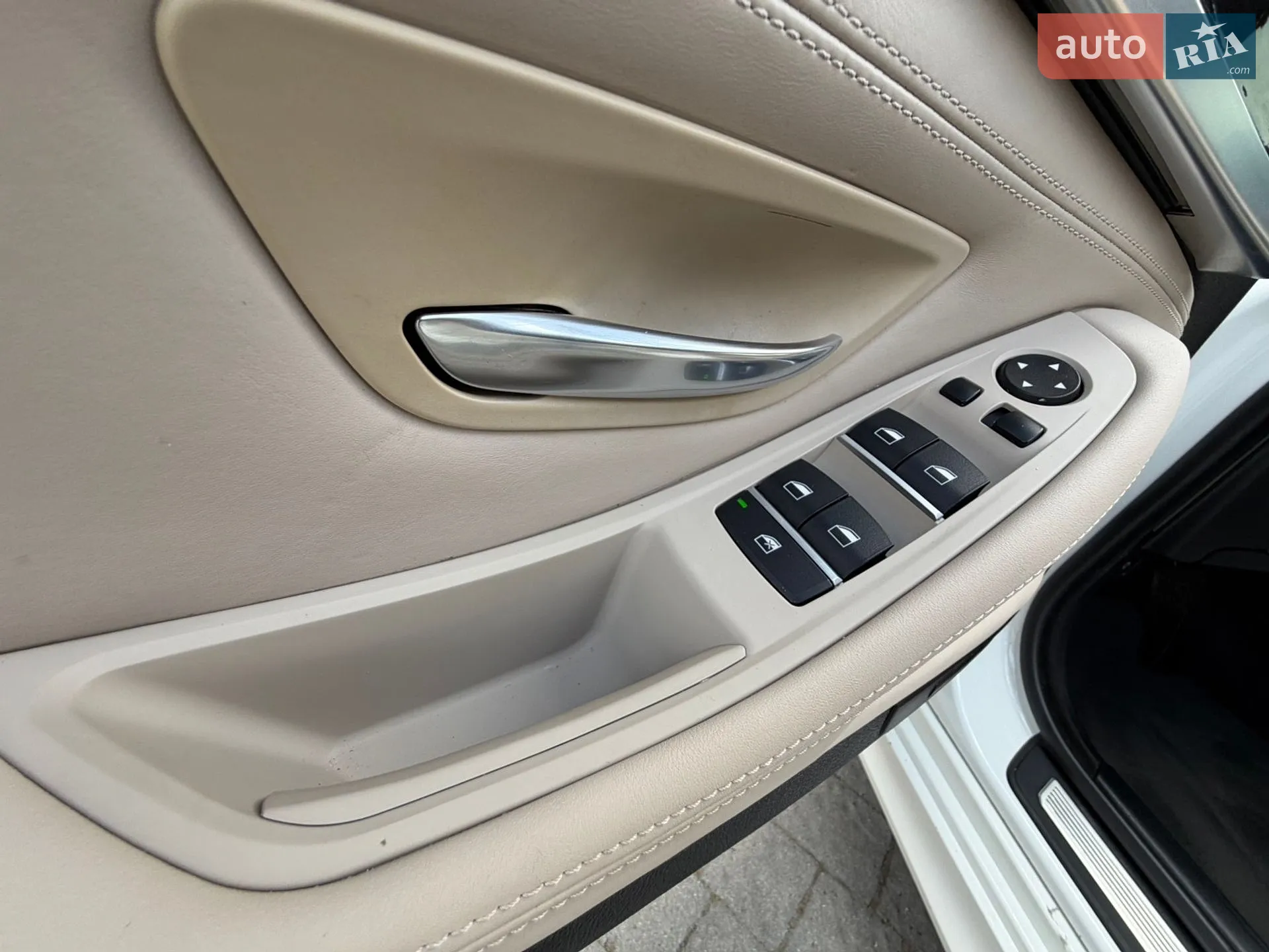 2016 BMW 5er - мініатюра 21