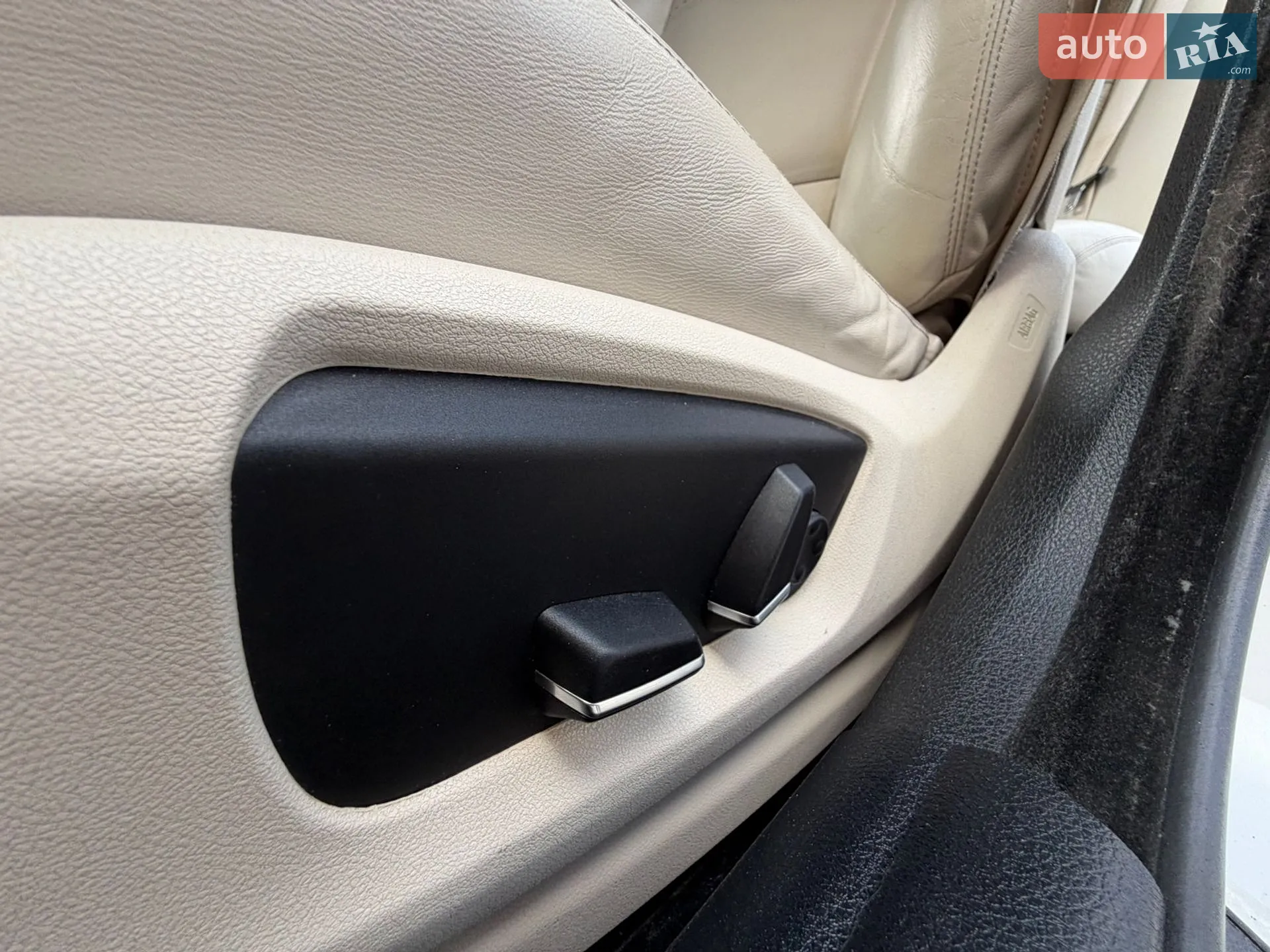 2016 BMW 5er - мініатюра 23