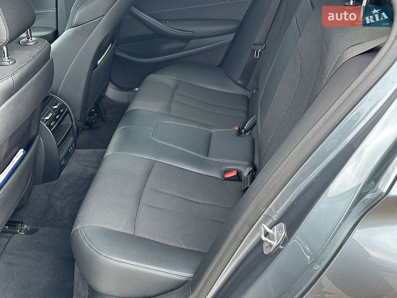 Седан BMW 5 Series 2019 в Виннице фото 36 Седан BMW 5 Series 2019 в Виннице