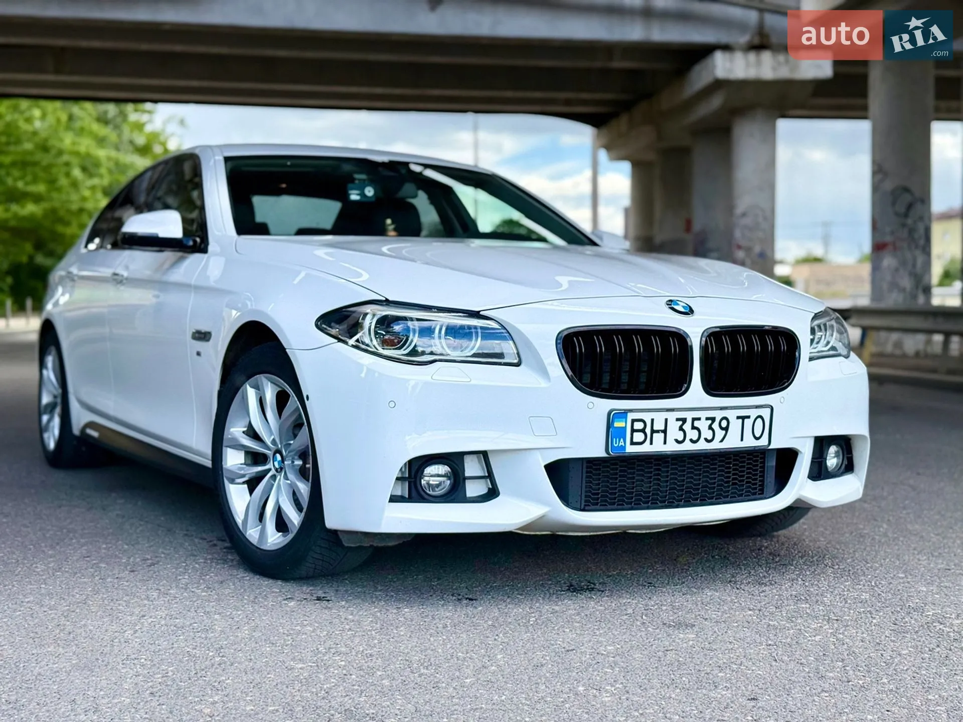 2015 BMW 5er - мініатюра 2