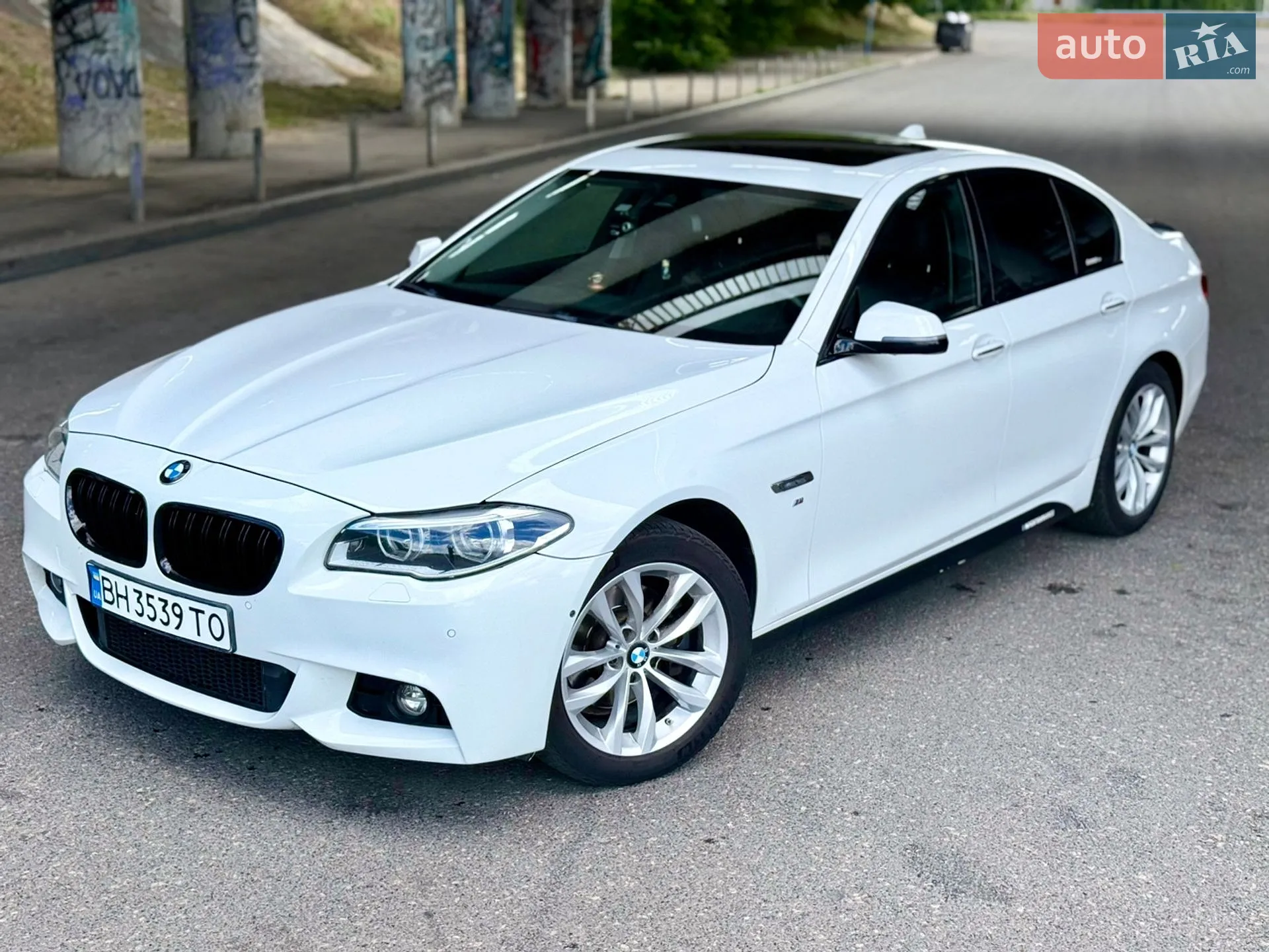 2015 BMW 5er - мініатюра 16