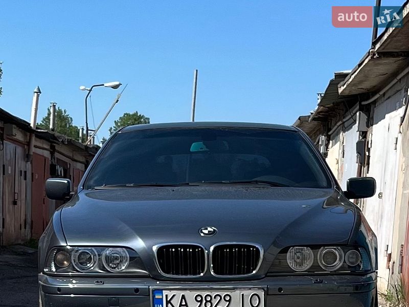 BMW 5 Series 2001