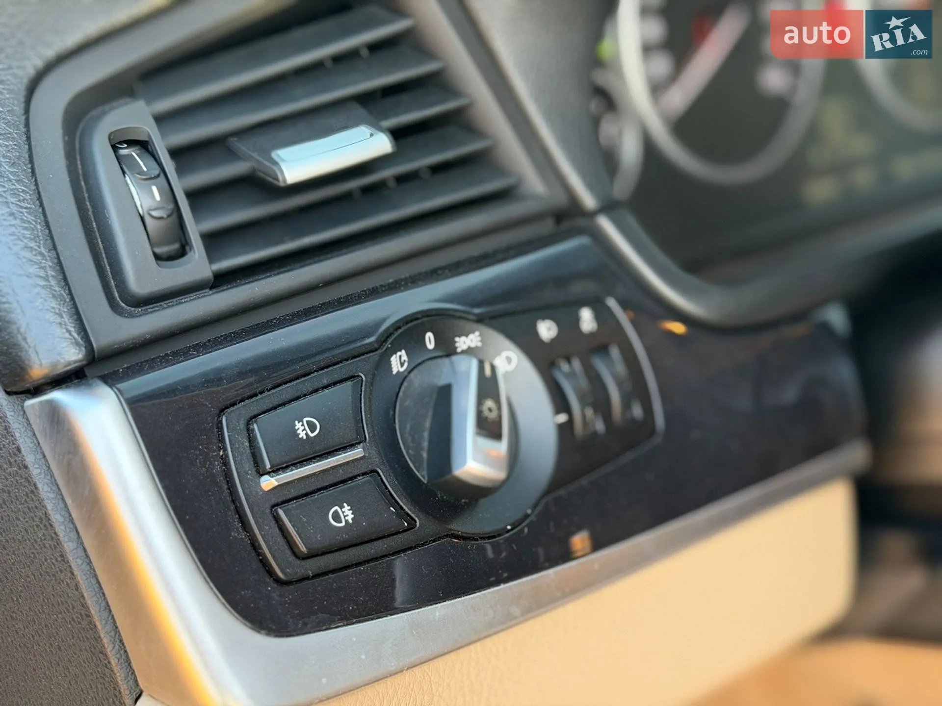 2011 BMW 5er - мініатюра 22