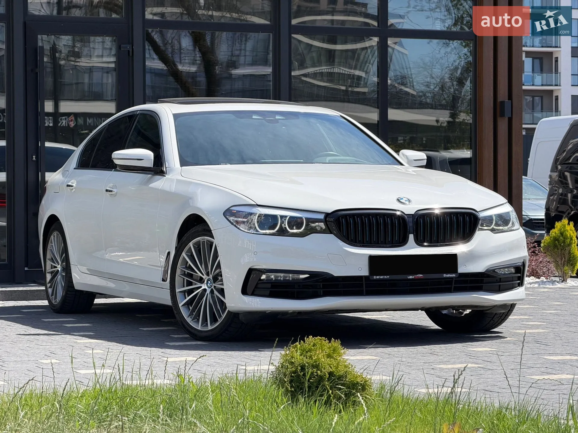 2018 BMW 5er - мініатюра 10