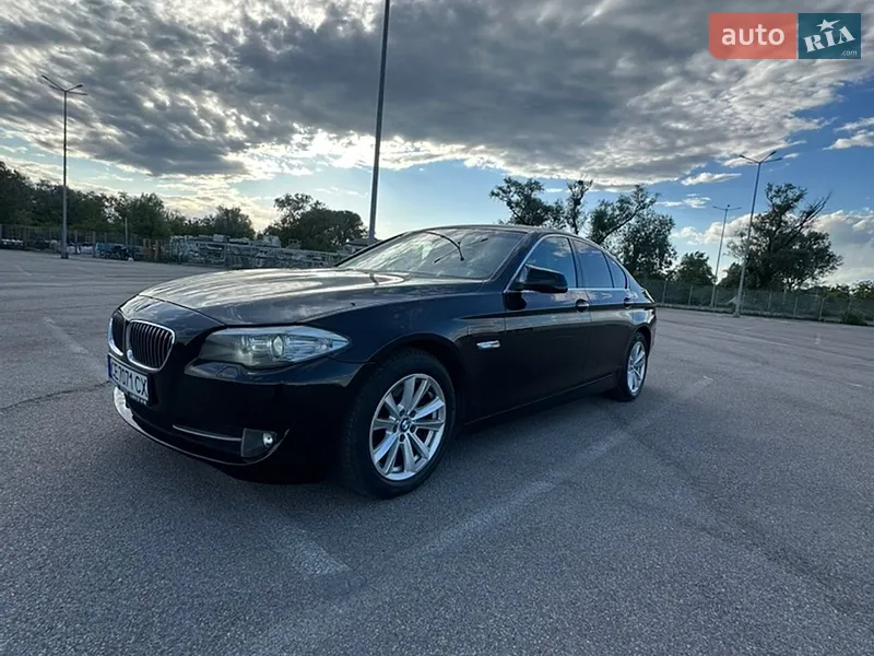 BMW 5 Series 2011 VIN WBAFW11050C660835 фото оголошення 14 з 85