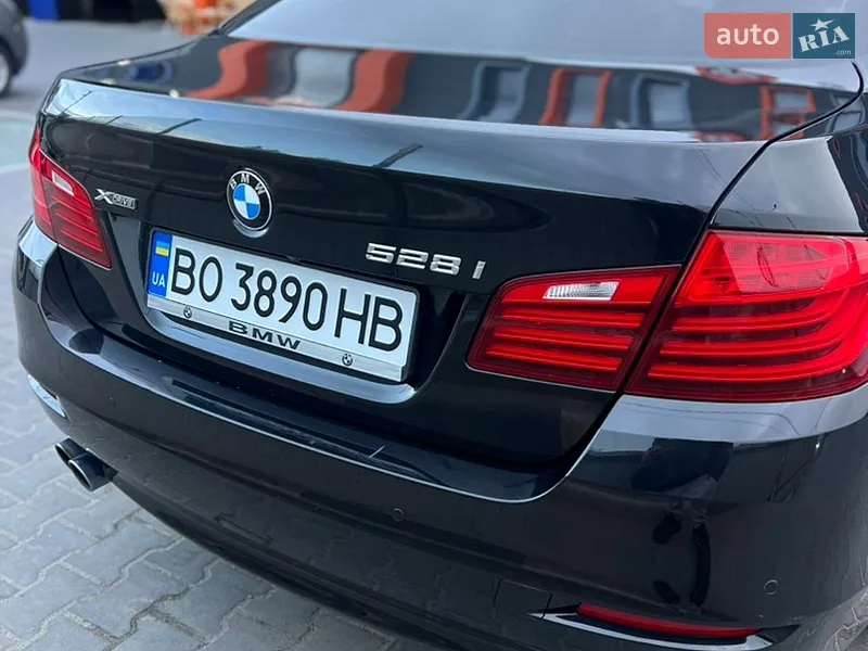 BMW 5 Series 2016 VIN WBA5A7C51GG642390 фото оголошення 13 з 103