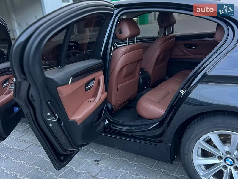 BMW 5 Series 2016 VIN WBA5A7C51GG642390 фото оголошення 22 з 103