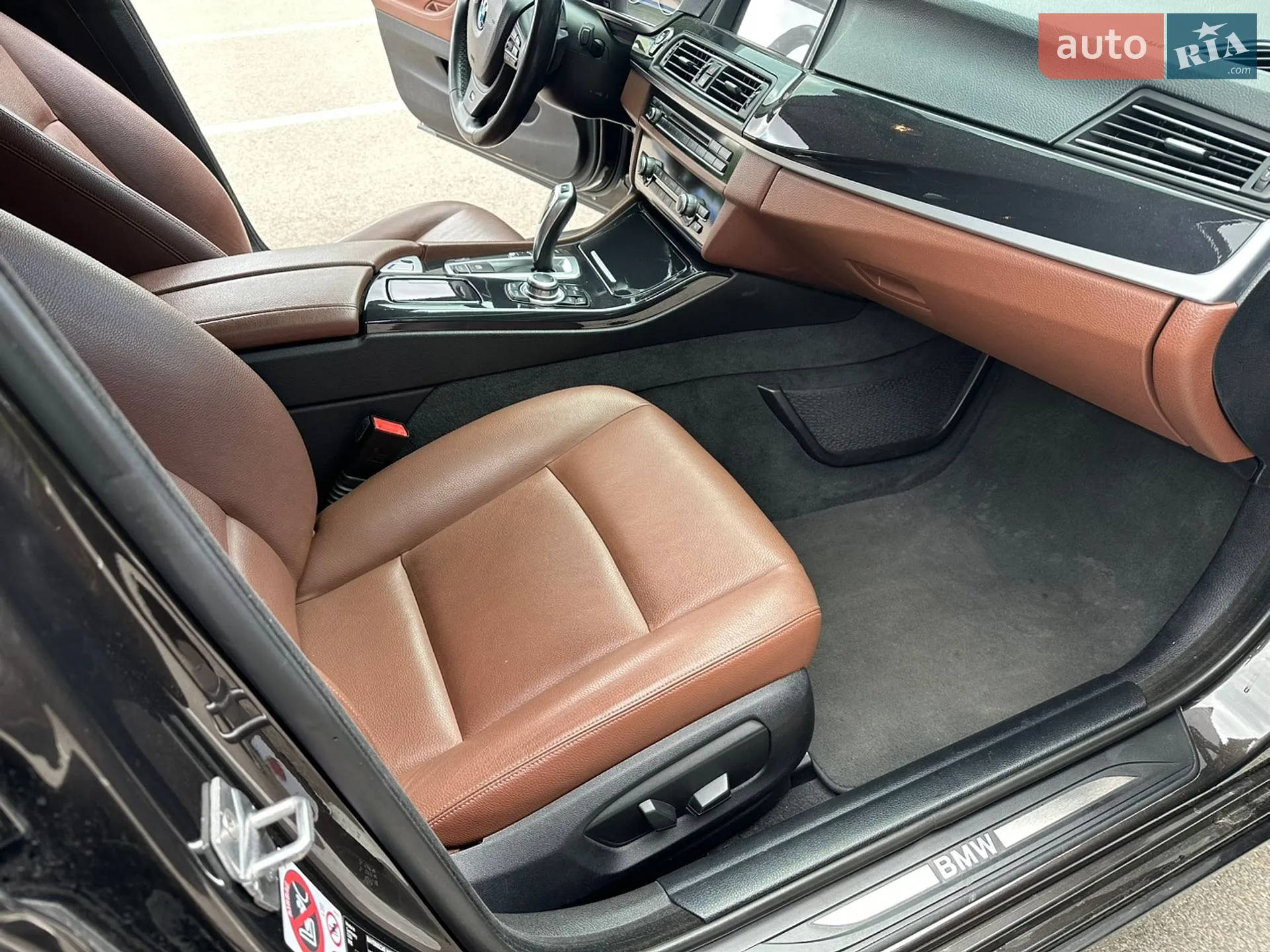 2016 BMW 5er - мініатюра 26