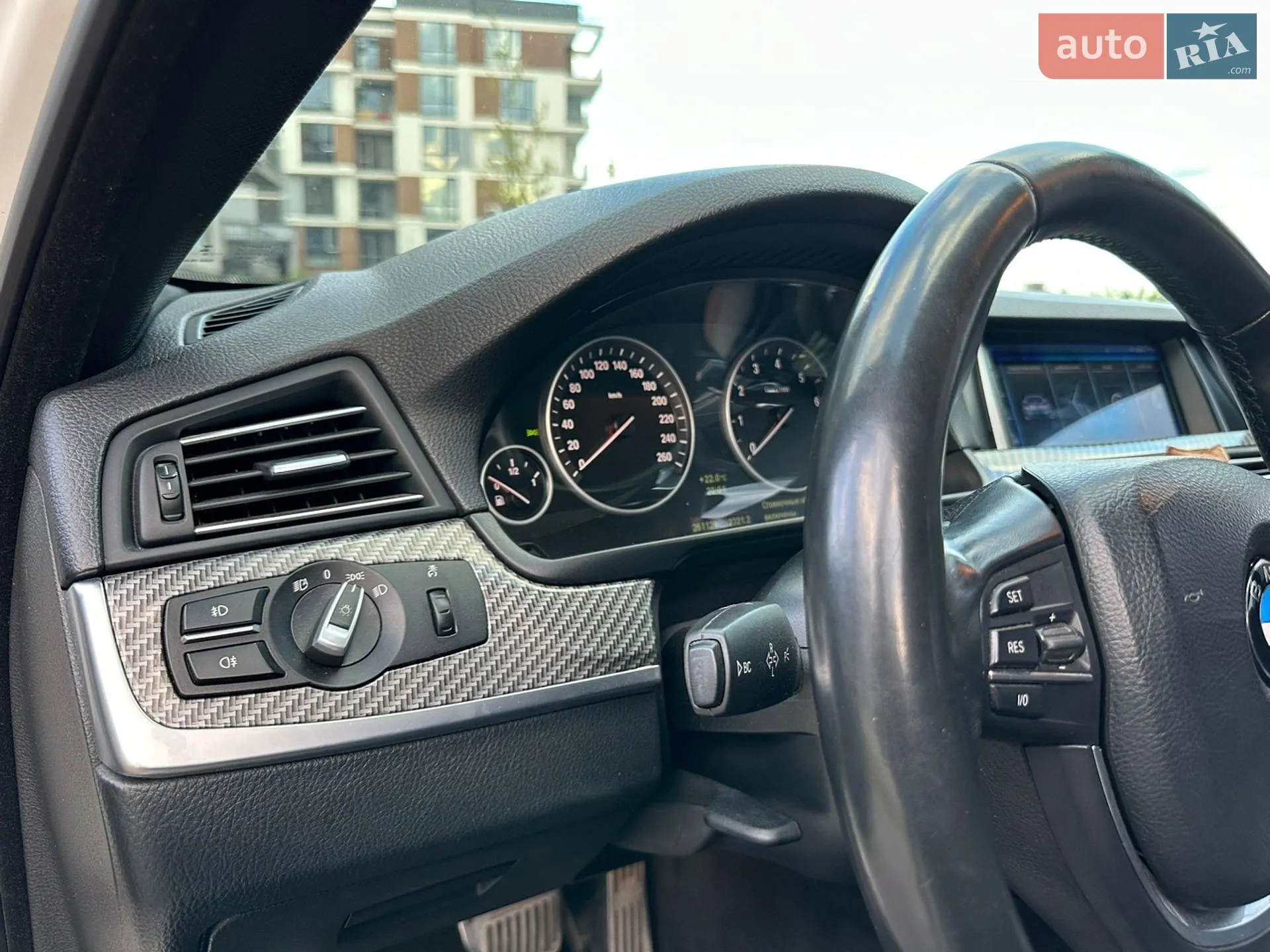 2011 BMW 5er - мініатюра 28