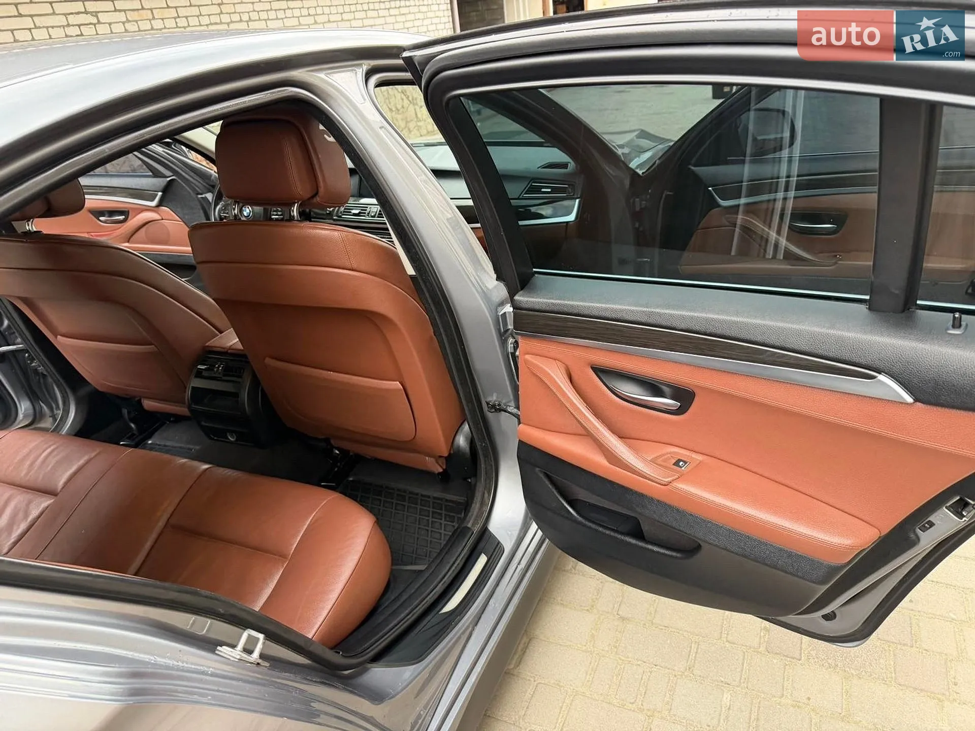 2012 BMW 5er - мініатюра 32