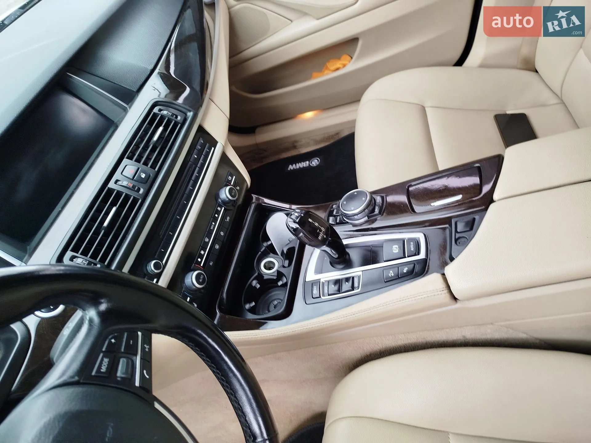 2010 BMW 5er - мініатюра 19