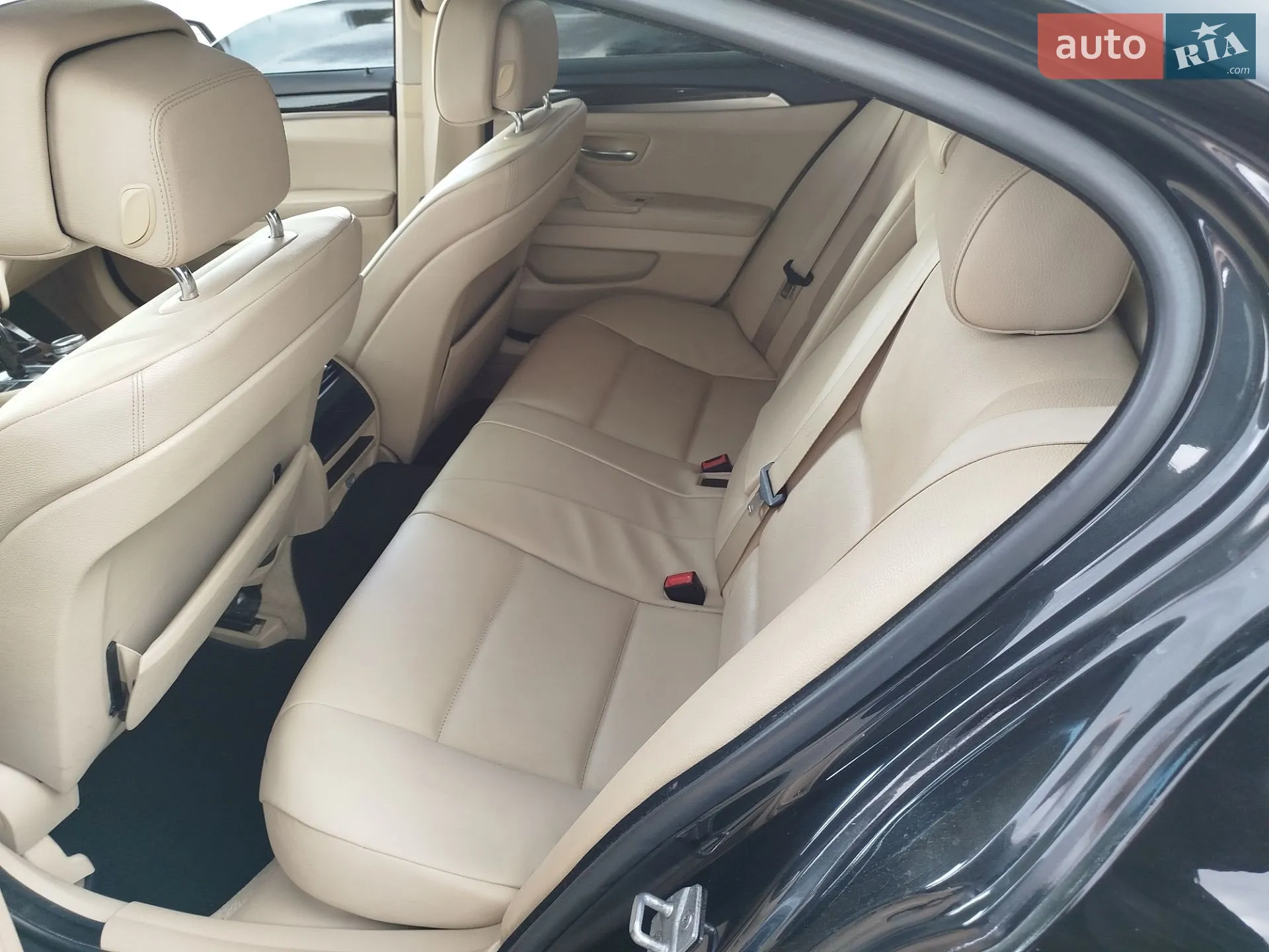 2010 BMW 5er - мініатюра 25