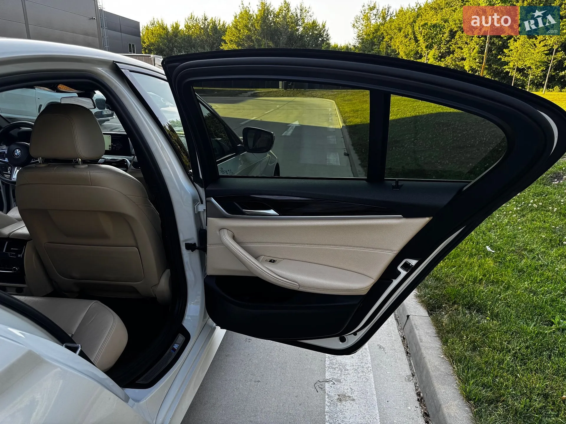 2017 BMW 5er - мініатюра 26