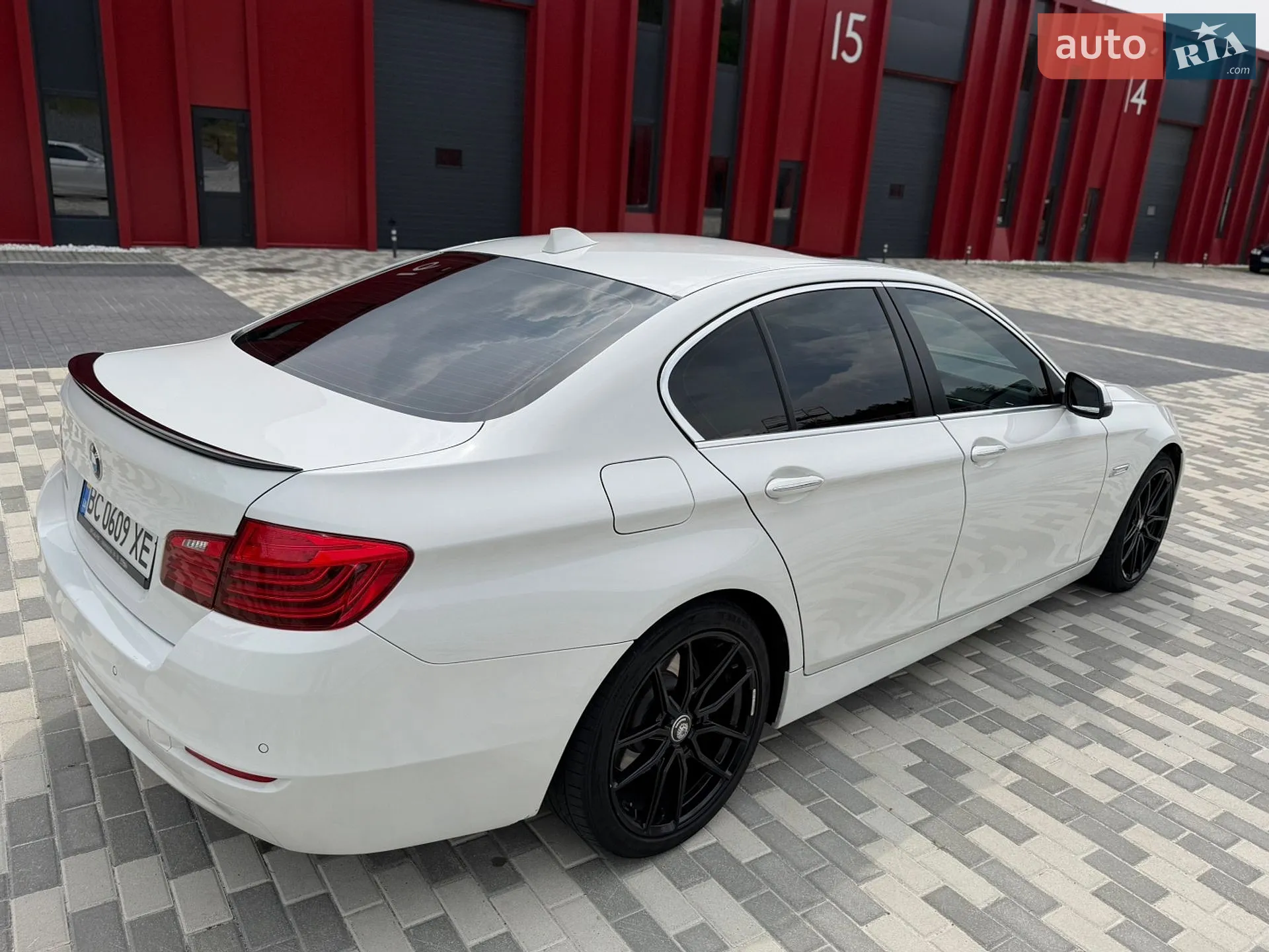 2016 BMW 5er - мініатюра 5