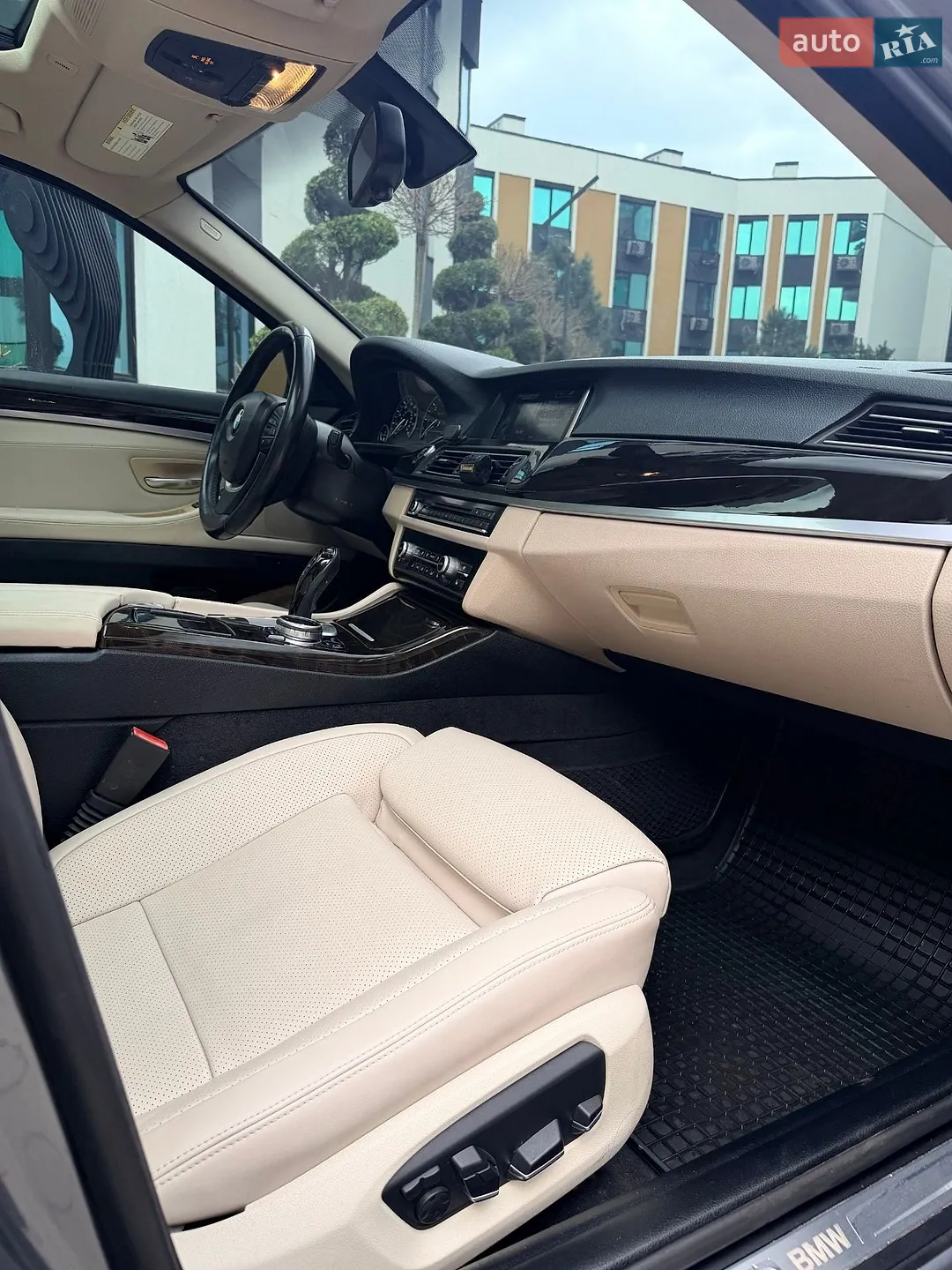 2013 BMW 5er - мініатюра 9