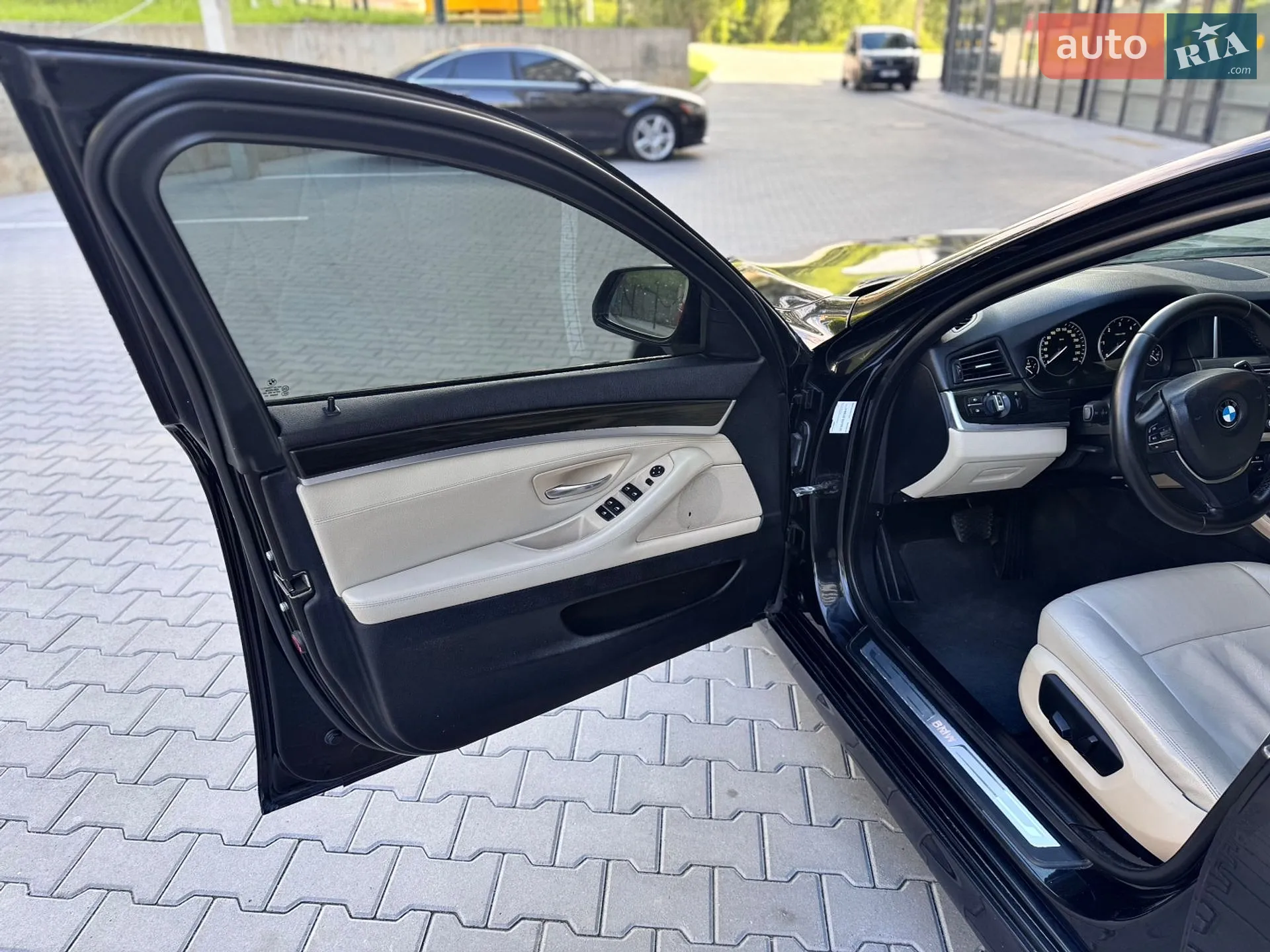 2013 BMW 5er - мініатюра 14