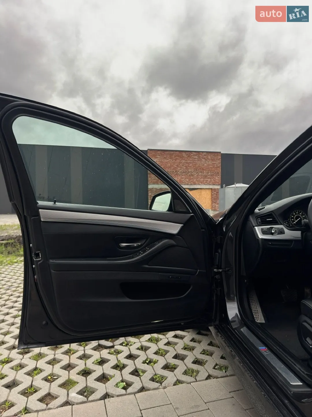 2015 BMW 5er - мініатюра 10