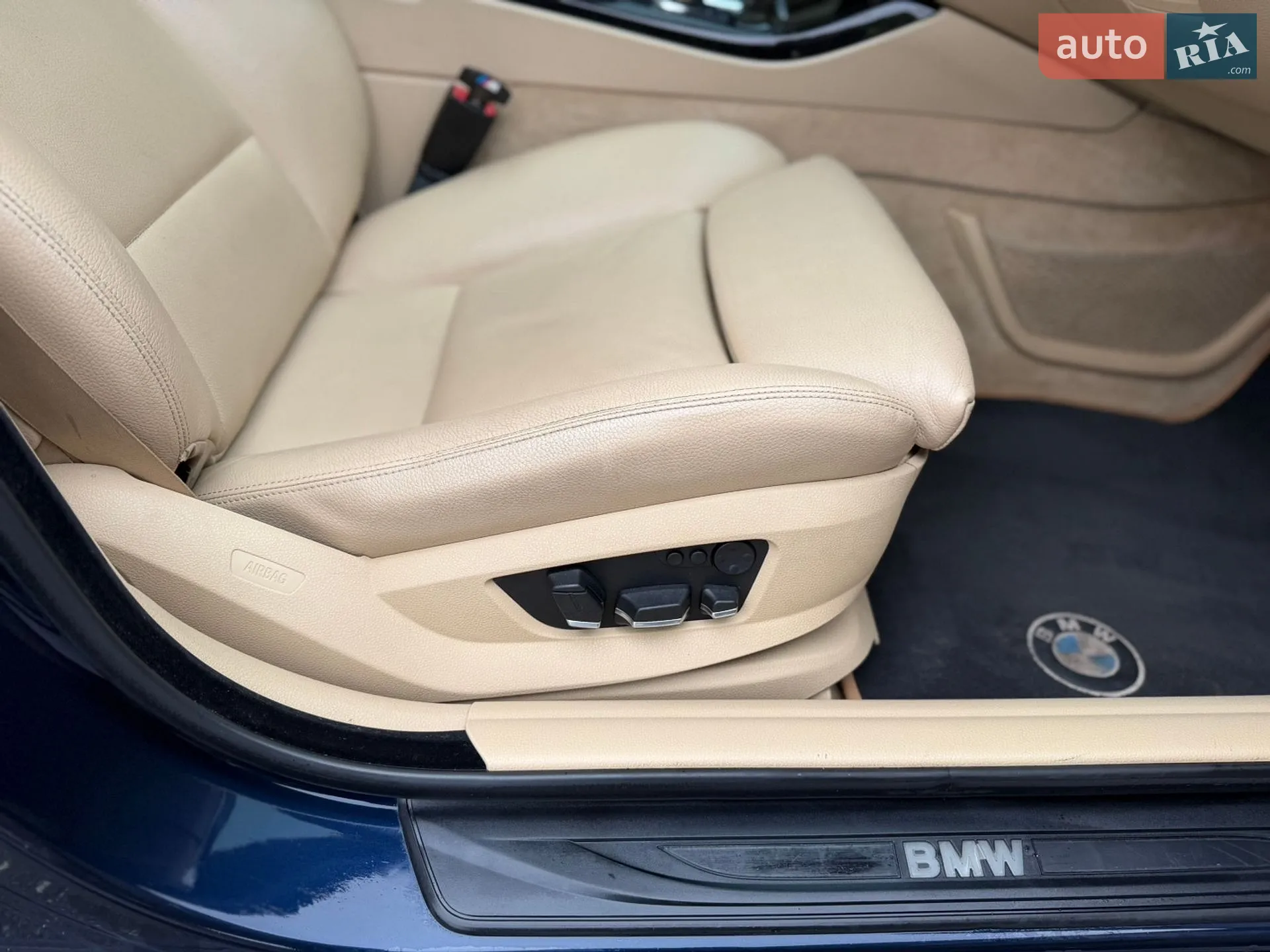 2011 BMW 5er - мініатюра 19