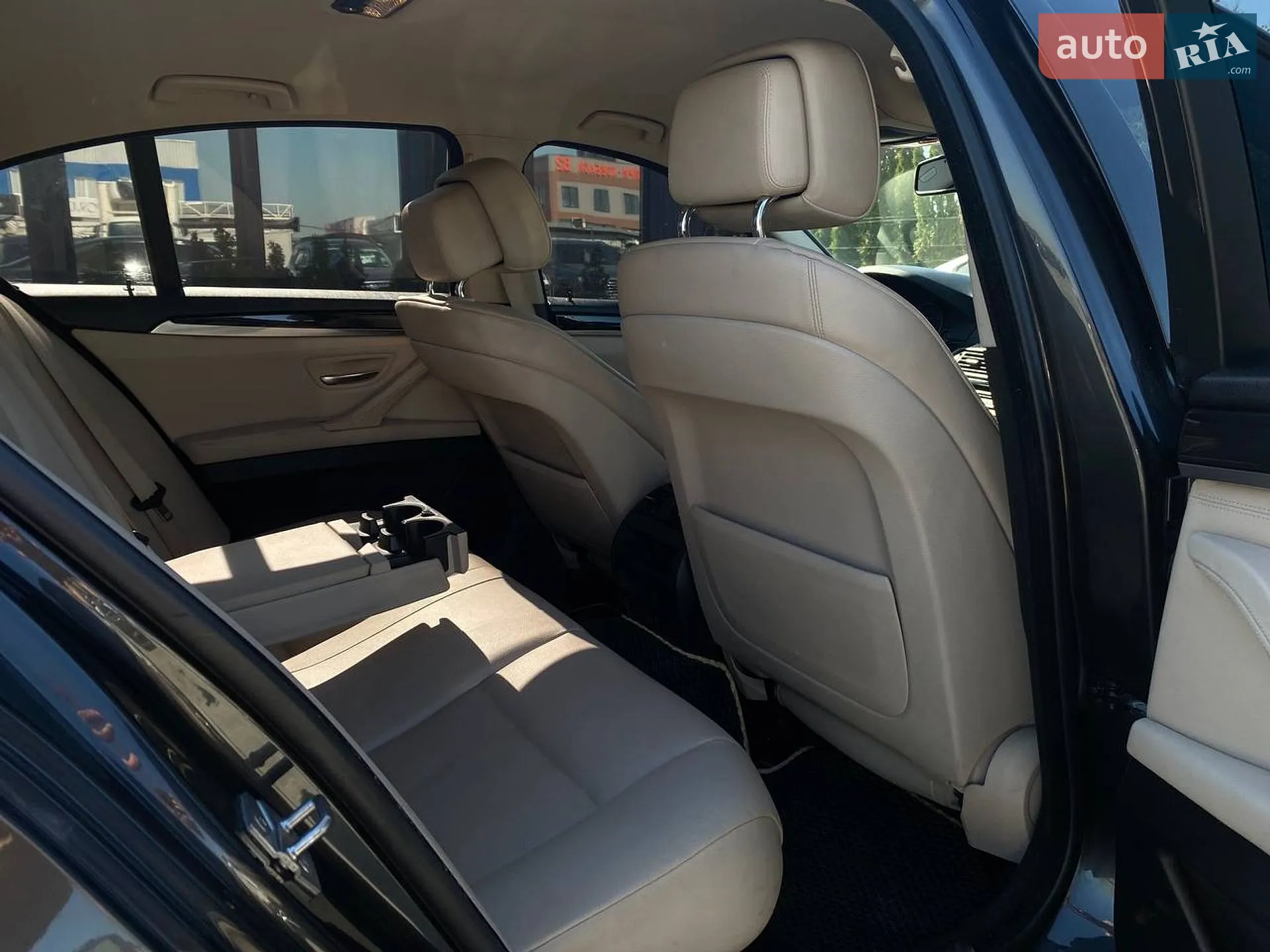 2010 BMW 5er - мініатюра 30