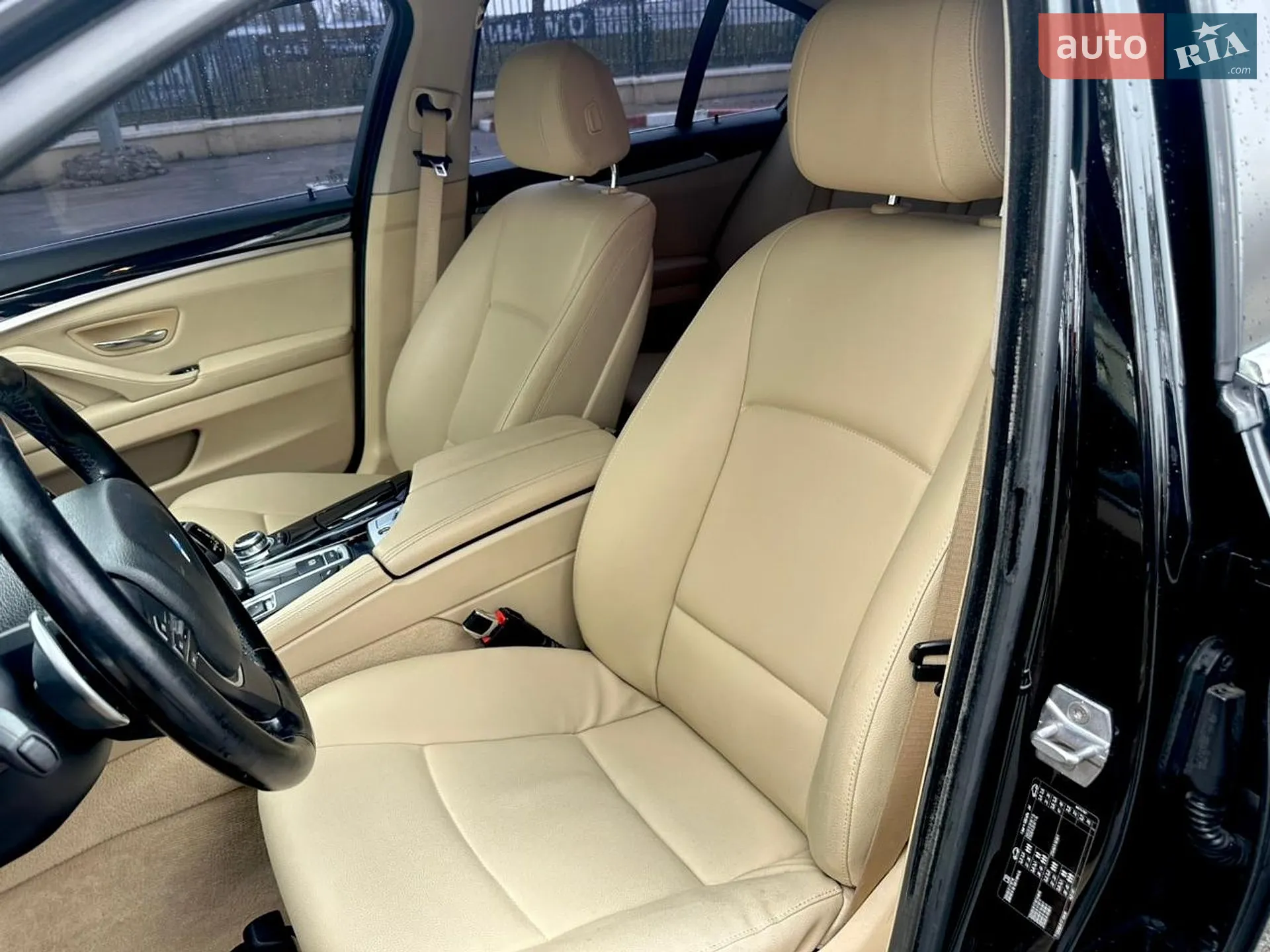 2016 BMW 5er - мініатюра 22