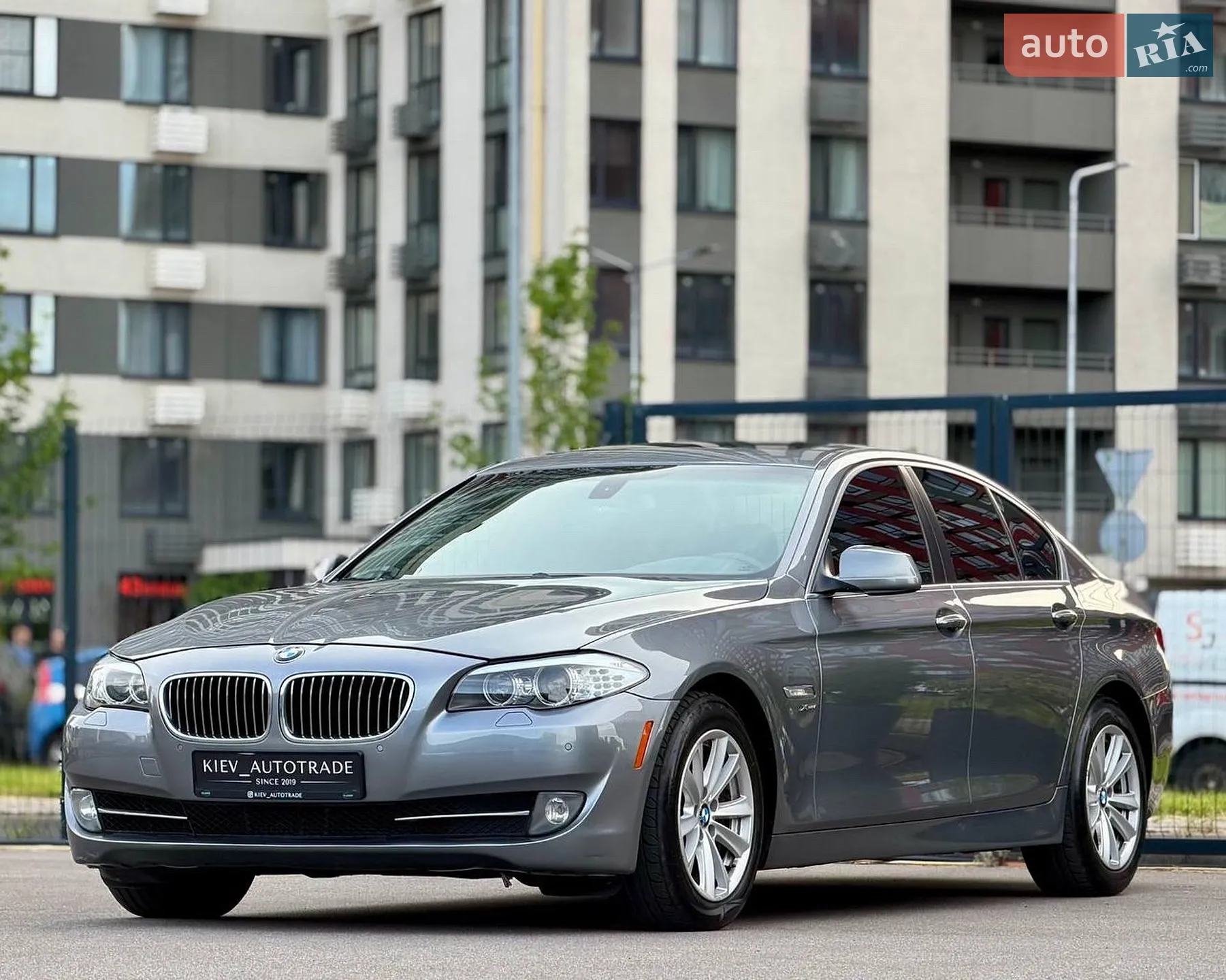 2011 BMW 5er - мініатюра 6