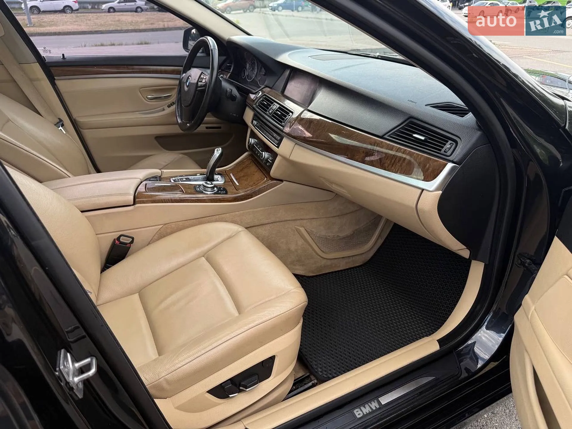 2011 BMW 5er - мініатюра 17