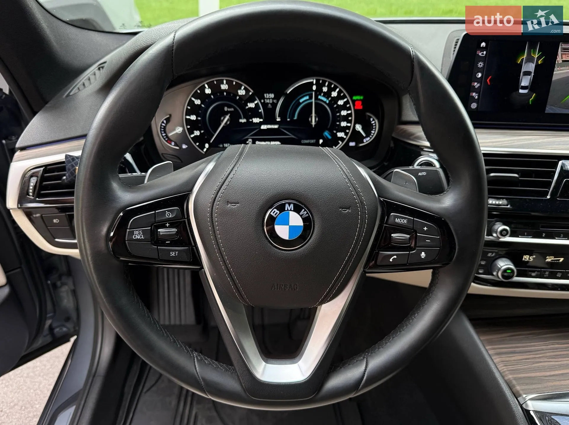 2017 BMW 5er - мініатюра 16