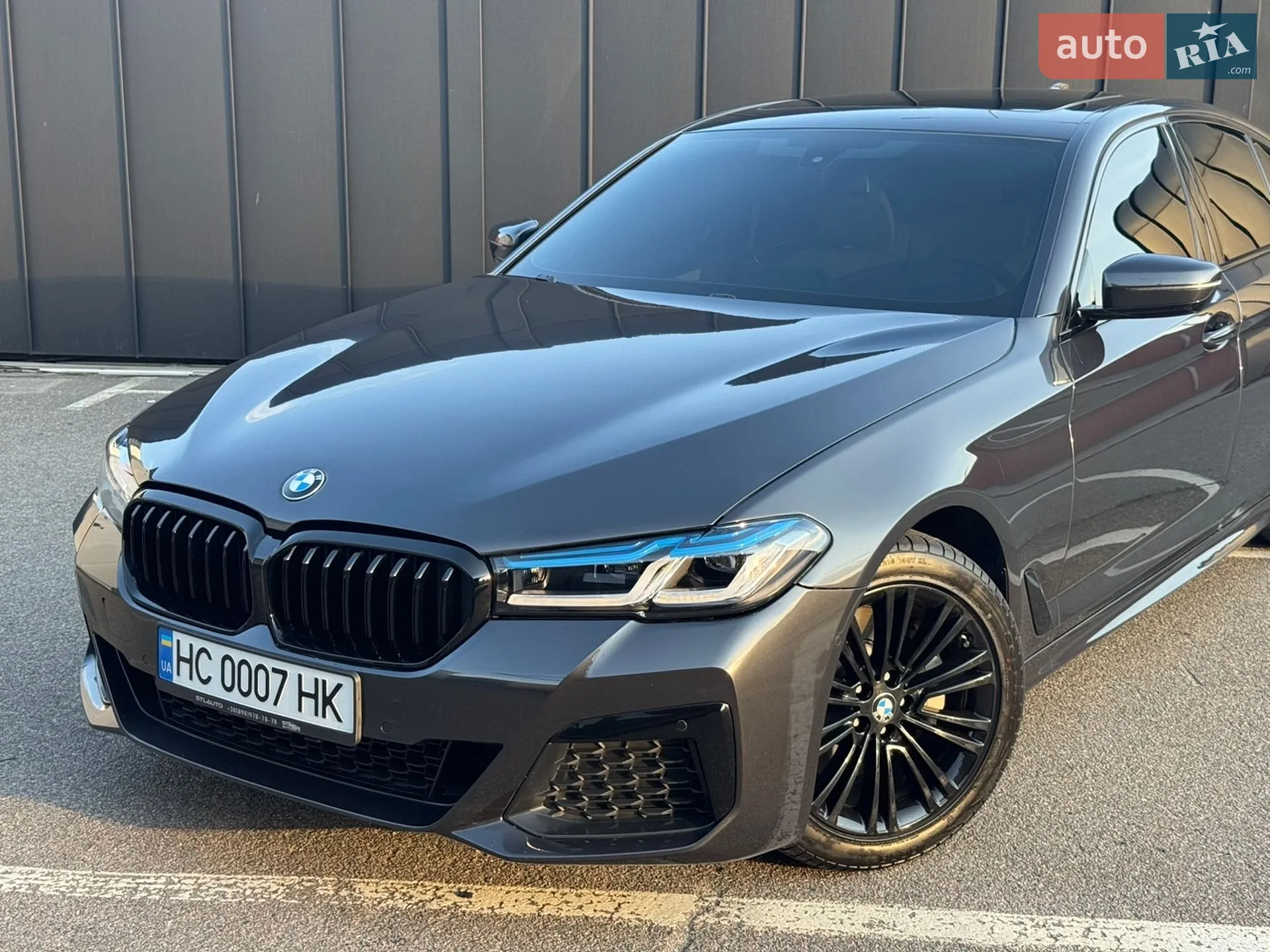 2017 BMW 5er - мініатюра 3