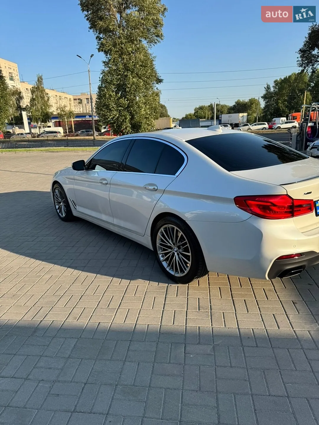 2017 BMW 5er - мініатюра 2