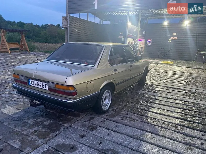BMW 5 Series 1986