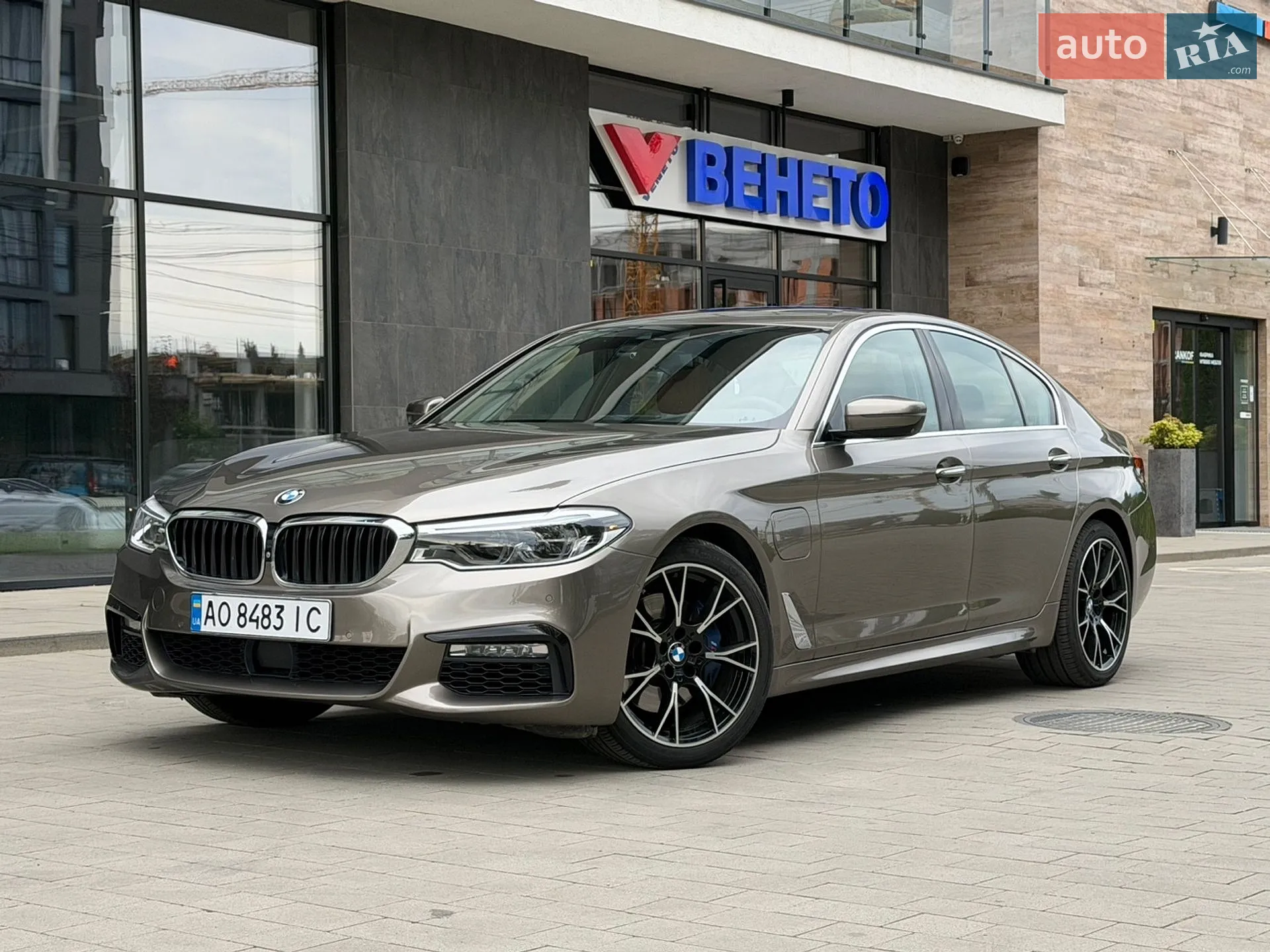 2017 BMW 5er - фото 1