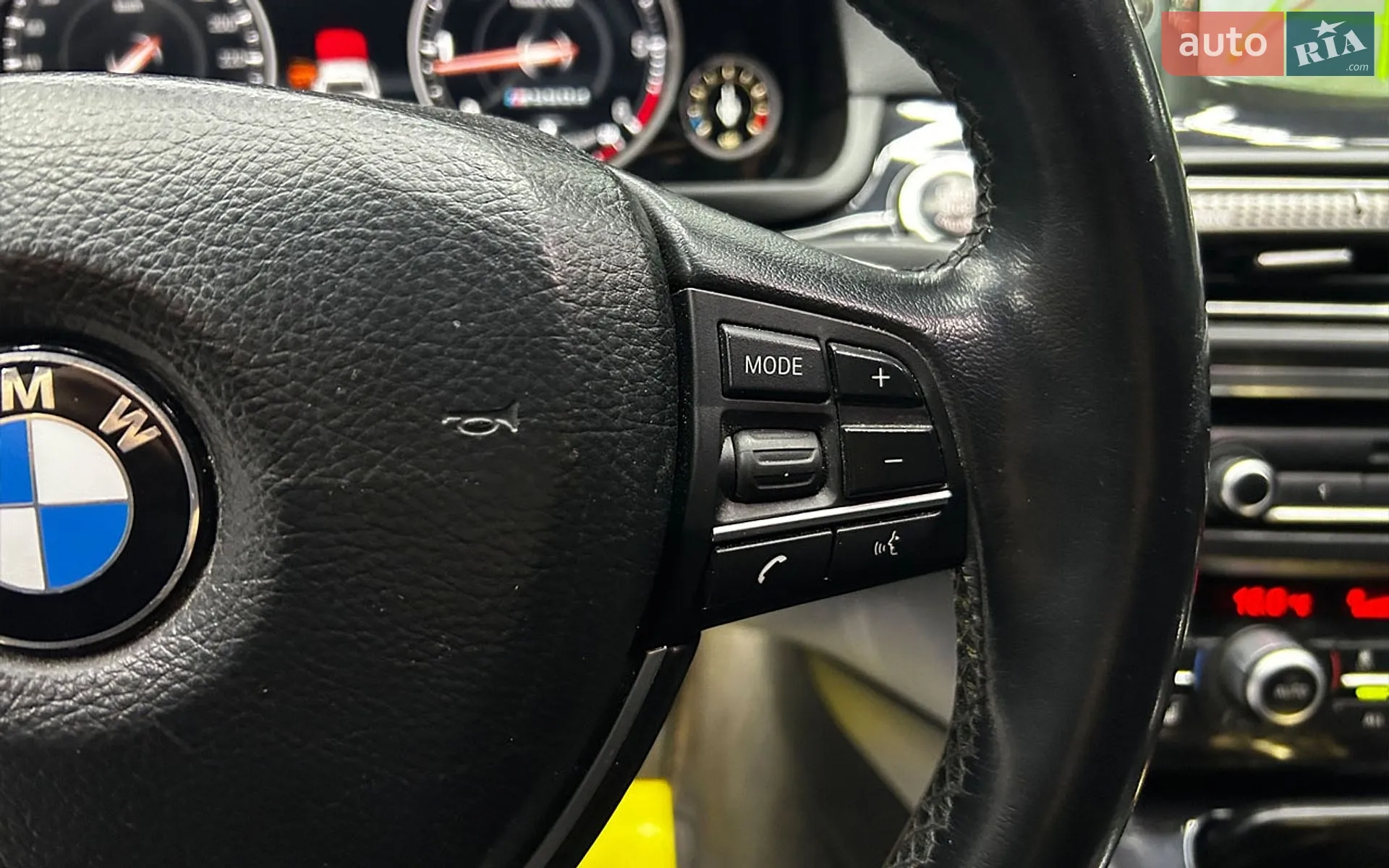 2012 BMW 5er - мініатюра 21