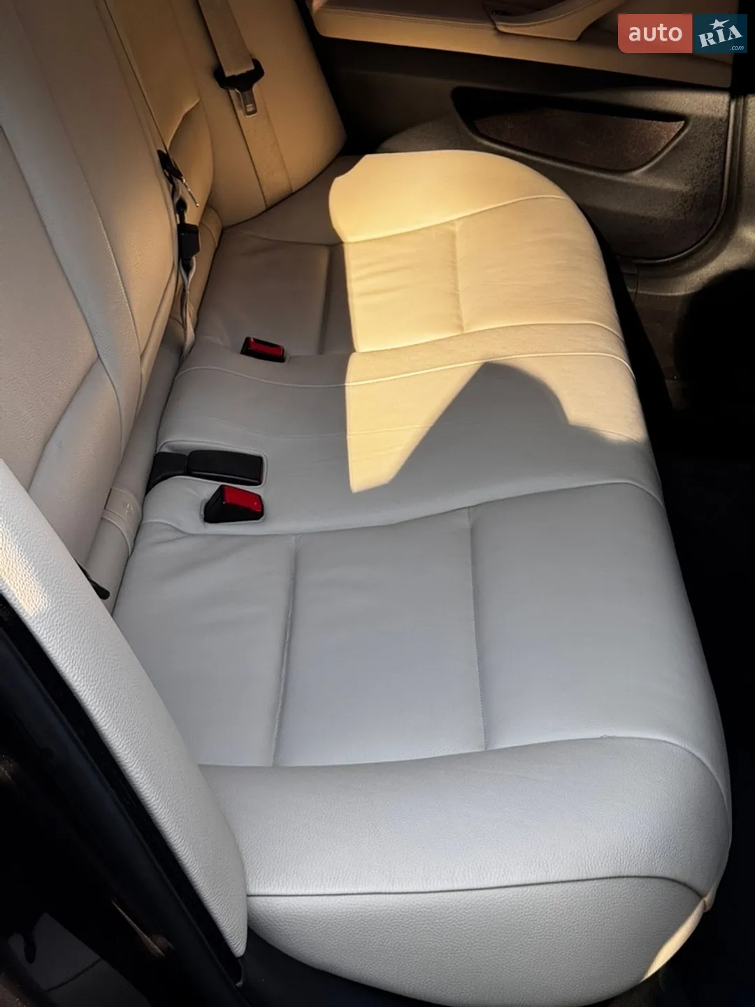 2011 BMW 5er - мініатюра 23