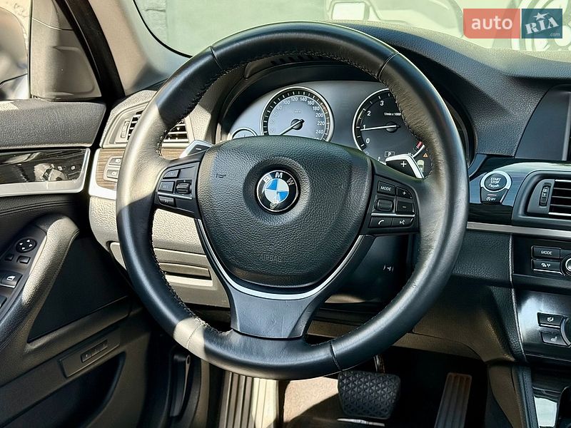 Седан BMW 5 Series 2012 в Харькове