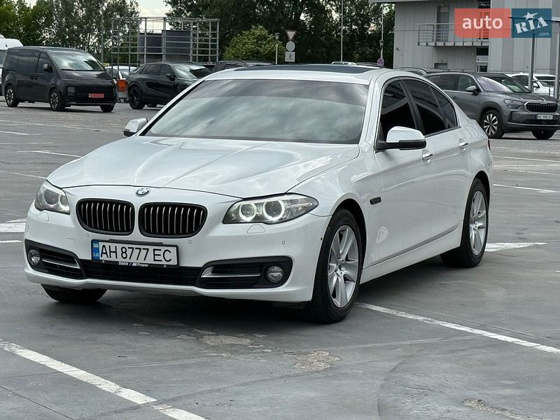 Седан BMW 5 Series 2015 в Киеве