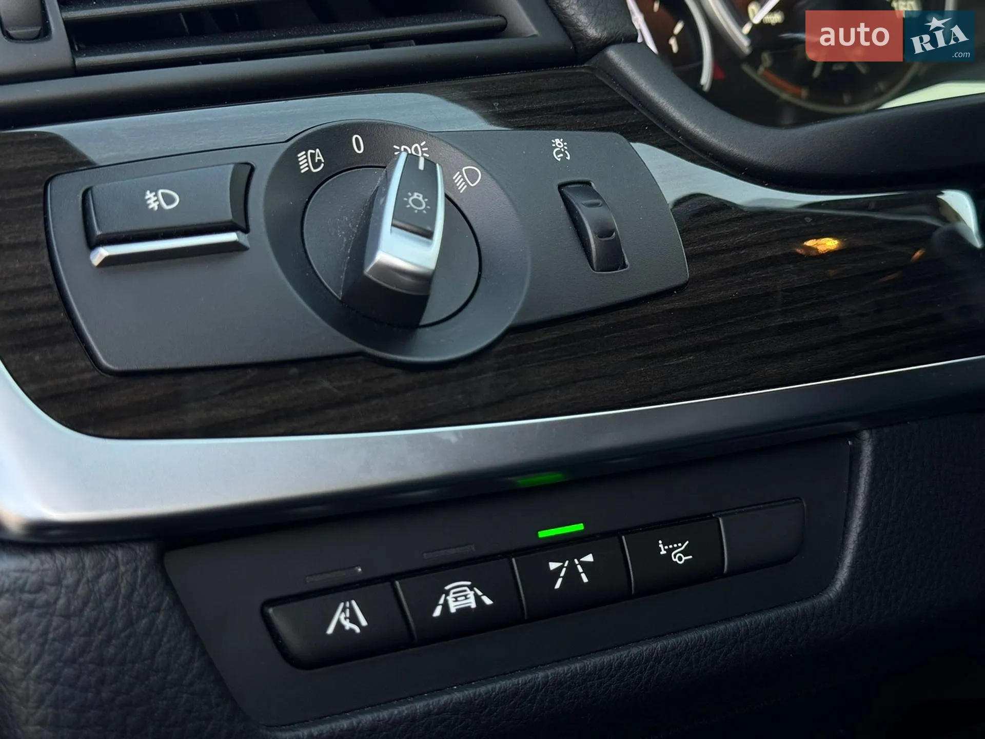 2015 BMW 5er - мініатюра 18