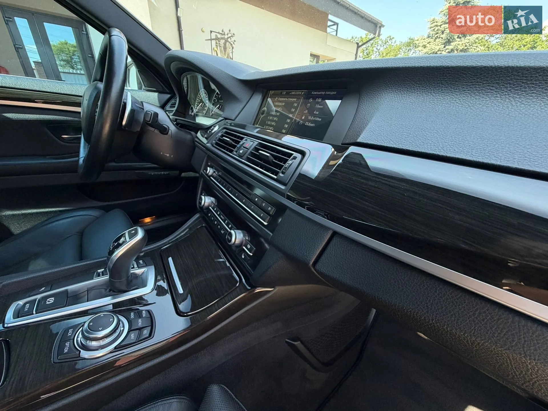 2012 BMW 5er - мініатюра 19