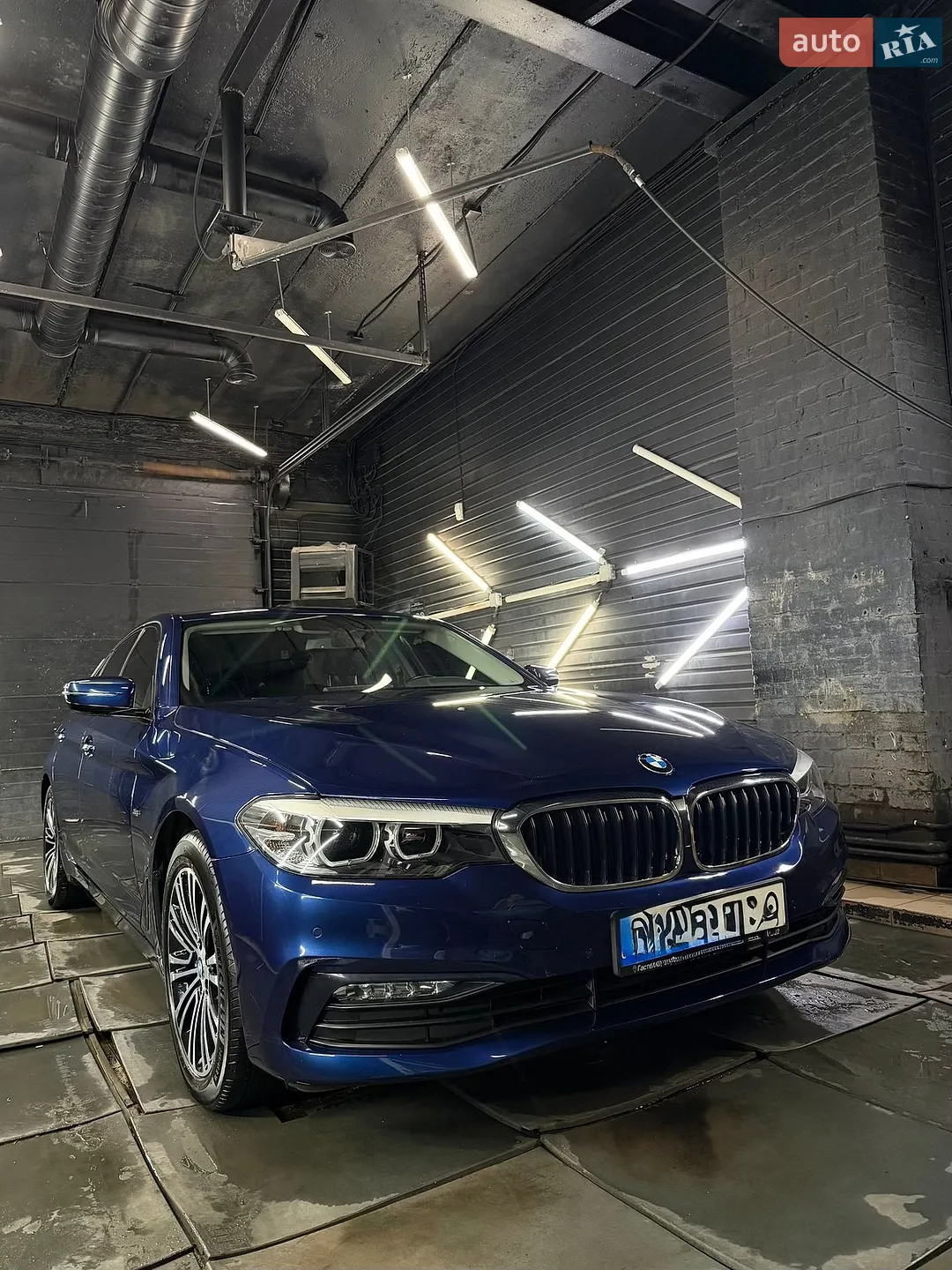 2017 BMW 5er - мініатюра 3