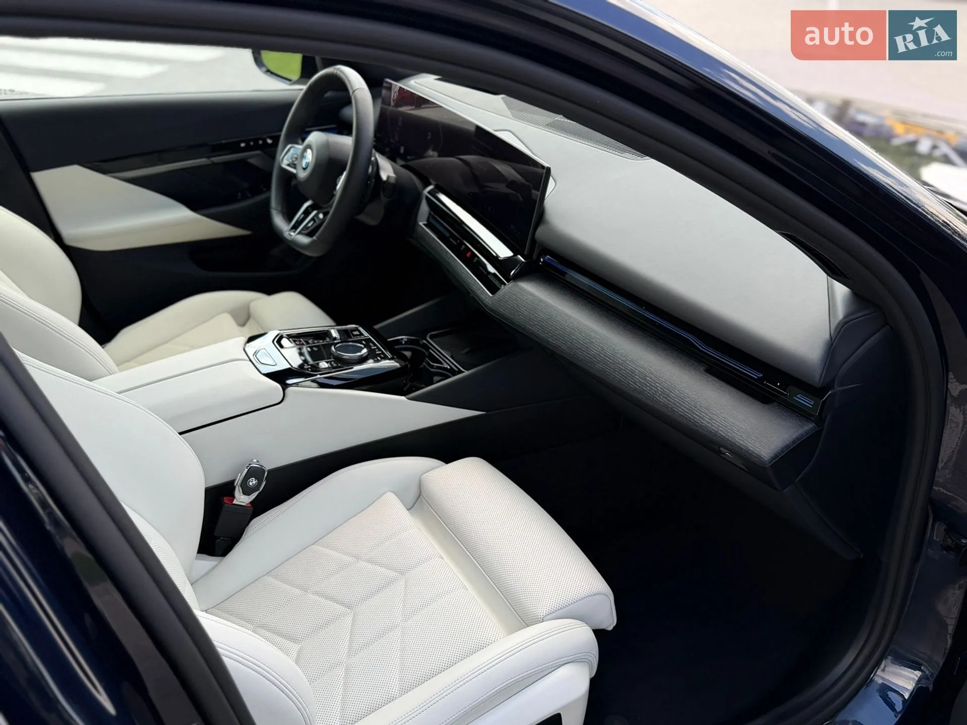 2025 BMW 5er - мініатюра 28