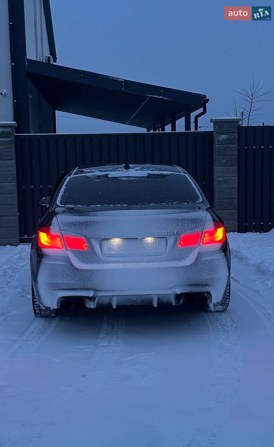 BMW 5 Series 2010 VIN WBAFR7C56BC267111 фото оголошення 17 з 53