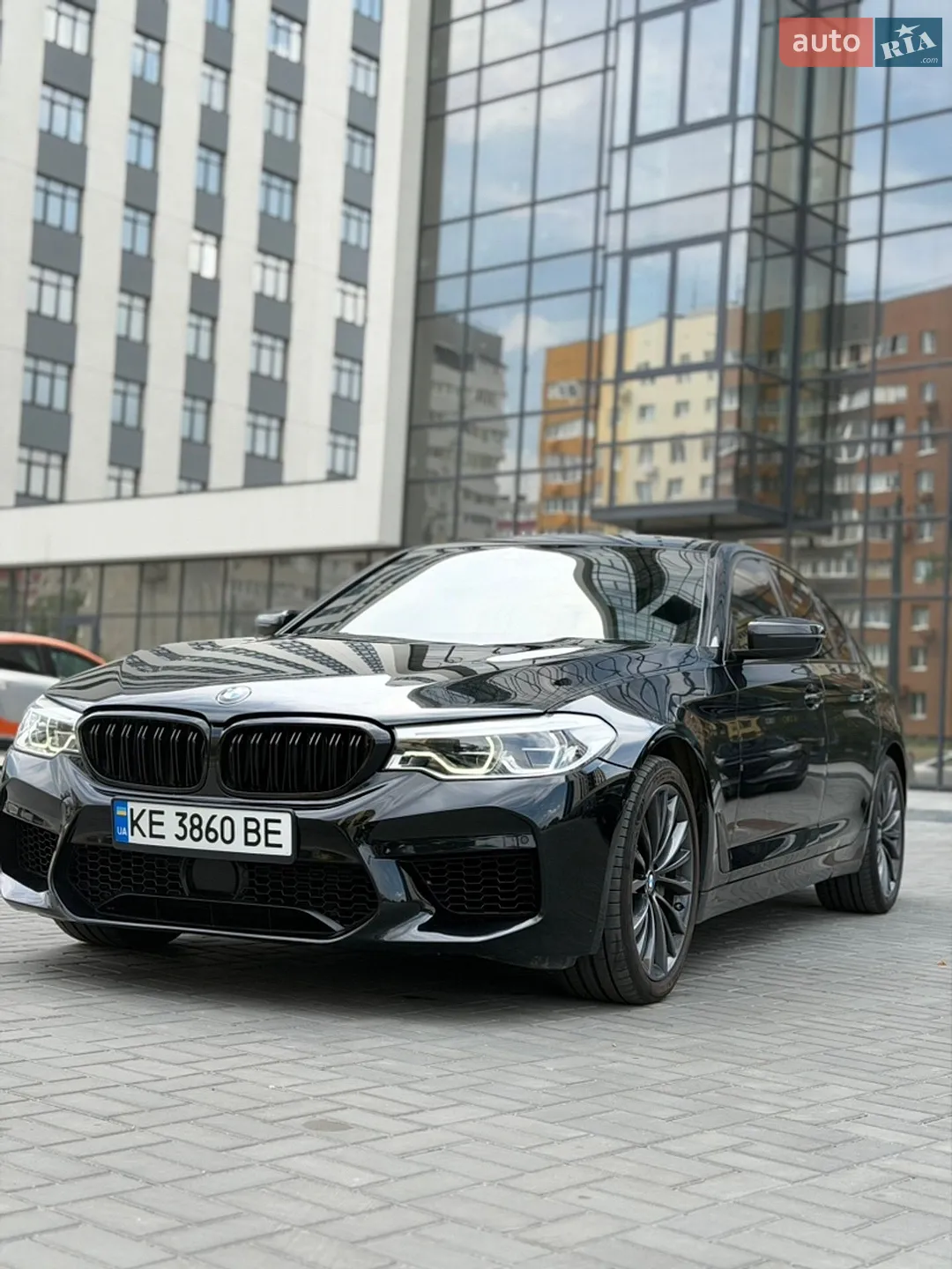 BMW 5 Series 2017 VIN WBAJD11050G879156 фото оголошення 4 з 5