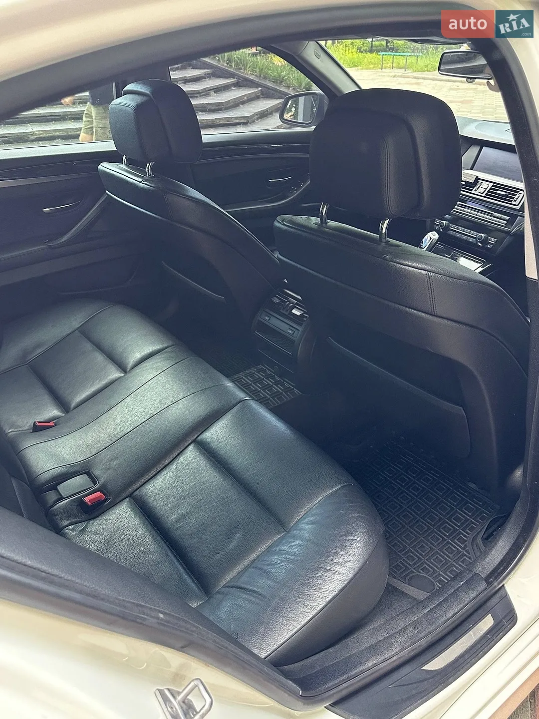 2012 BMW 5er - мініатюра 13