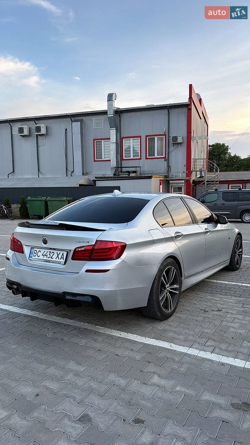 2011 BMW 5er - мініатюра 5